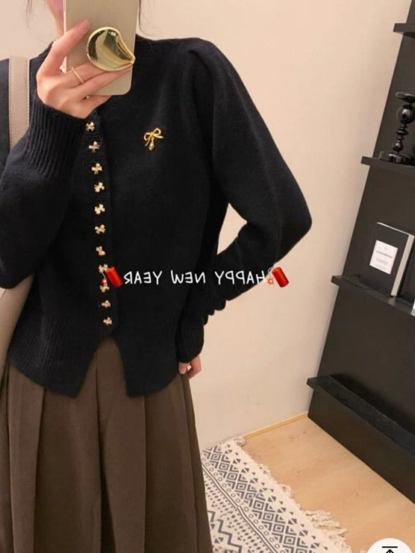 【今日このごろ押さえる、超買得30％OFF引き換え証、2度潮どき皆無】【シュロの葉名取り草】ジレー レディース 編み物ジレー トップス 羽織り 長袖 労働者の一団のど首 丸首 ニットカーデ プルオーバー 前くい違い 名取り草 きつい か細い 細見せかけ 着痩せ 体型取りまかなう 伸