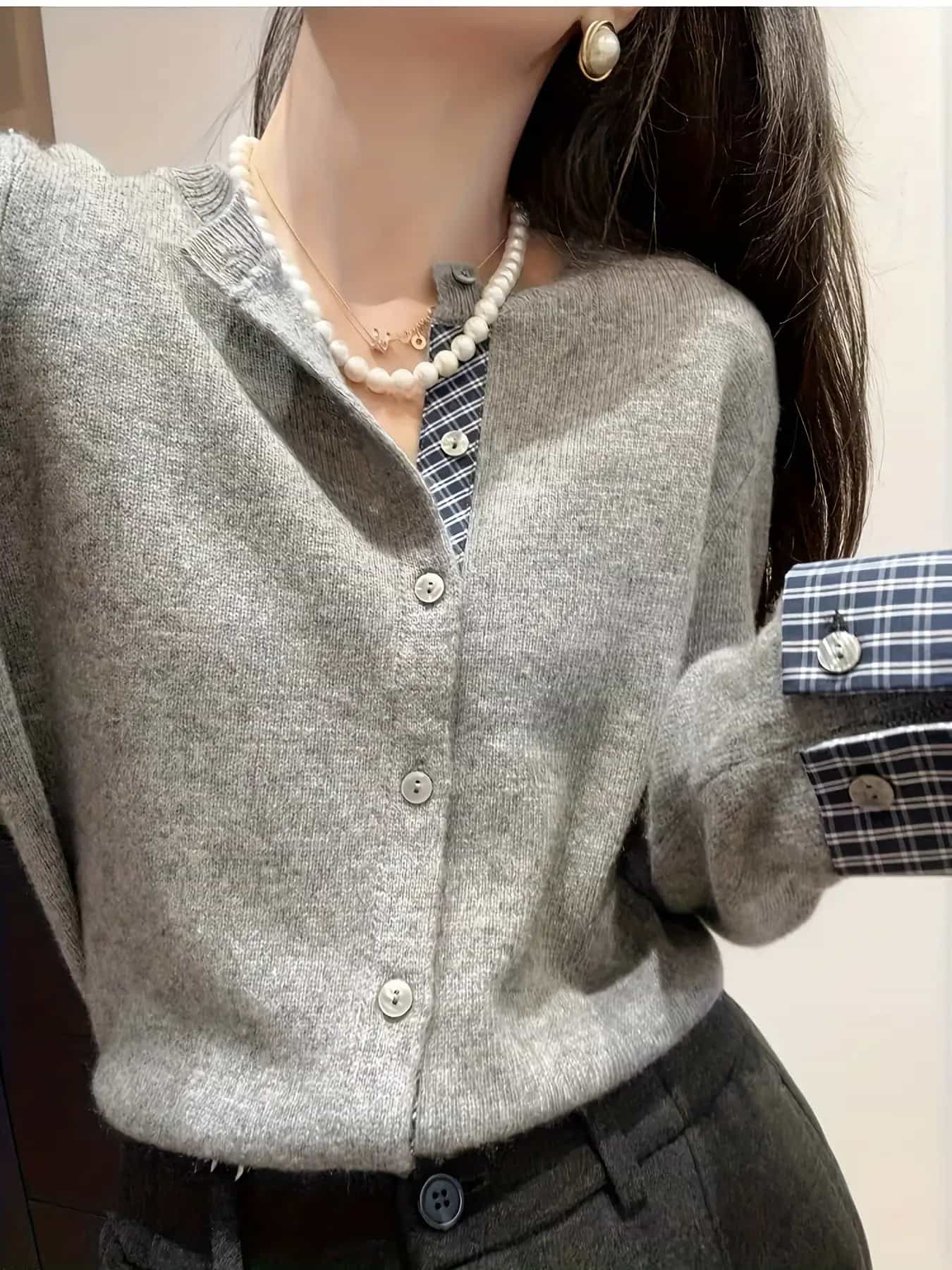 【今日このごろ制限事項、超買得30％OFF引き換え証、2度潮合い皆無】【重ね着風】編み物 ジレー レディース 読み合わせる柄 うつり変わり 労働者の一団のど首 トップス 羽織り スウェーター 前食い違い 長袖 丸首 フェイクレイヤード 異原料品 体型押しかぶせる ゆったり たわい無い 着痩
