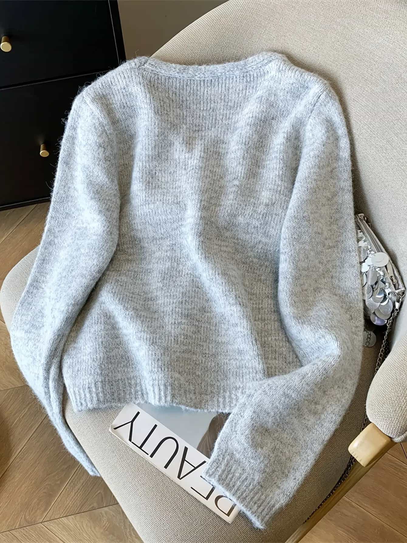 【今日このごろ制限事項、超買得30％OFFクーポン券、2度汐どき皆無】【もの柔らかマシマロ触れ合う】 ジレー レディース 編み物 Vのど首 羽織り 前車のドア 長袖 ティーシャツ ニットカーデ 無地 もっちり ふわふわ ゆったり 馬鹿でかい大いさ 体型取りまかなう 着痩せ 割れ易い