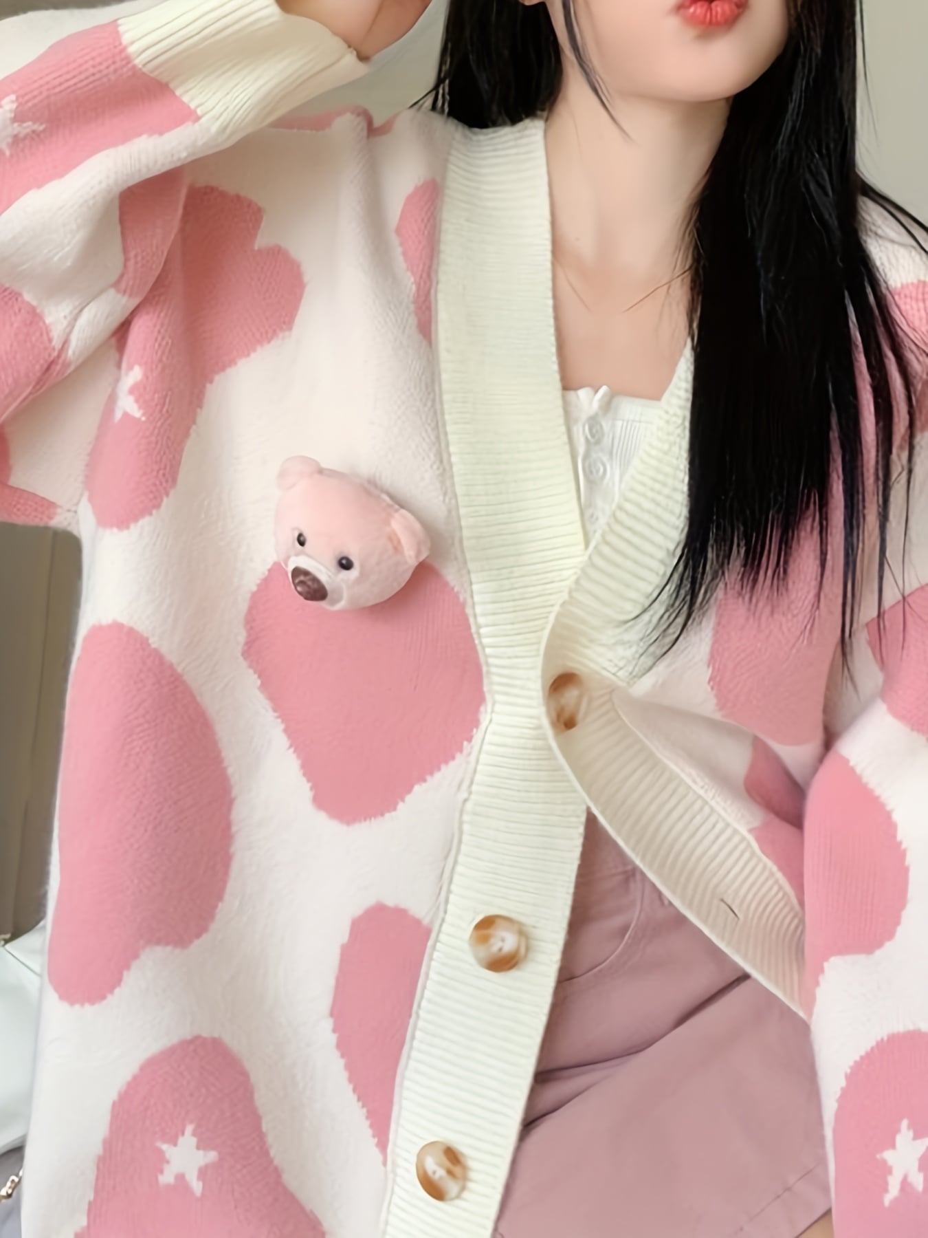 【今日このごろ制限事項、超買得30％OFF引き換え証、2度潮合い皆無】【ハート型×熊】編み物ジレー レディース 秋冬 朦々たる ハート型柄 熊 ぬいぐるみ付き添い人 好いたらしい スウェーター 羽織り Vのど首 前食い違い 名取り草 トップス 長袖 厚地の外套大きさ ビッグ影ぼうし