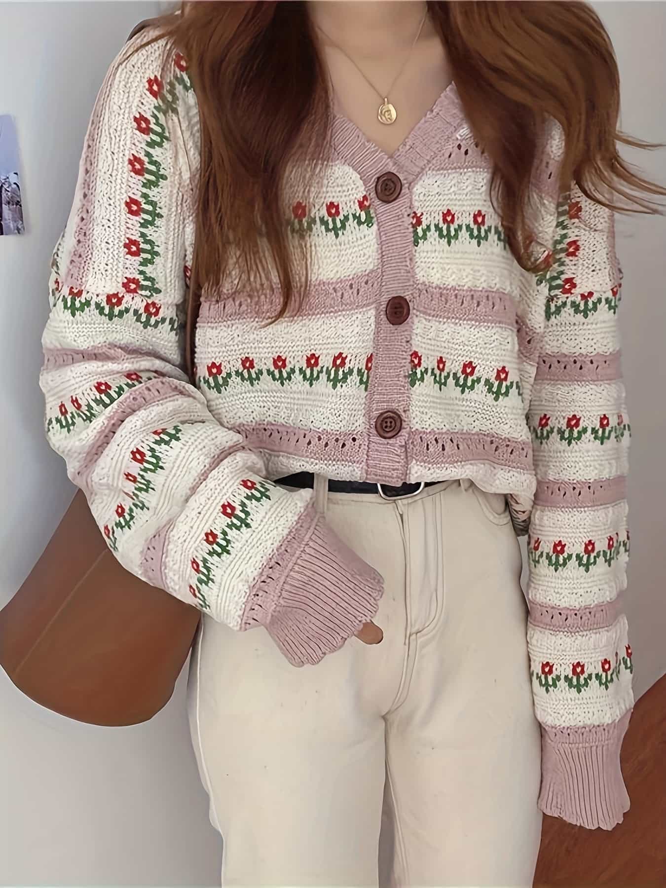 【今日このごろ押さえる、超買得30％OFFクーポン券、2度汐合い絶無】【レトロ花柄】編み物 ジレー レディース 透かし編み V素っ首 チューリップ 花柄 羽織り トップス 長袖 スウェーター 前食い違い 名取り草 ニットカーデ パステル色の ゆったり 体型覆いかぶせる 着痩せ