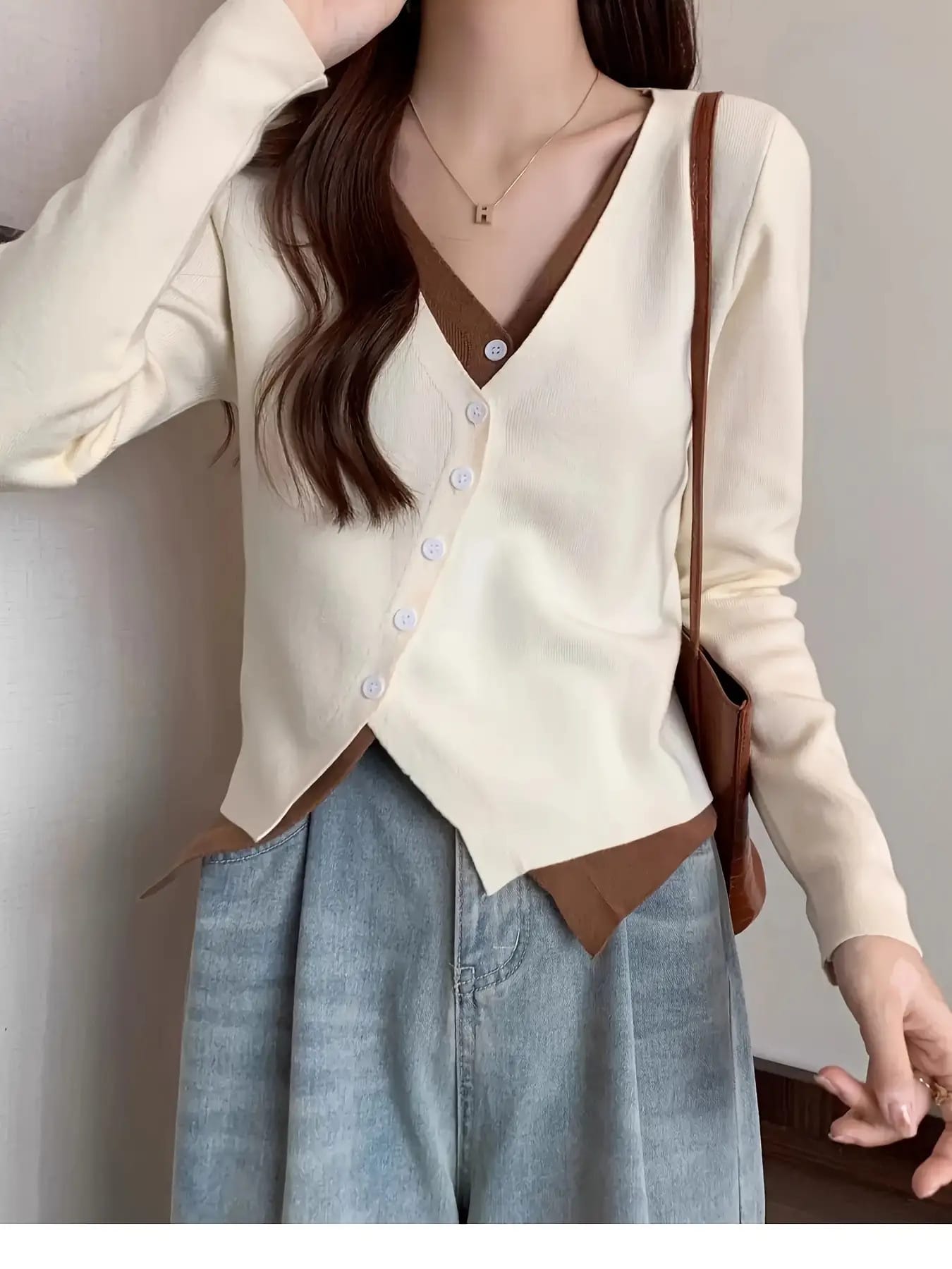 【今日このごろ制限事項、超買得30％OFF引き換え証、2度潮合い皆無】ジレー レディース 編み物 トップス 重ね着風 フェイクレイヤード 非対称 アシメ 色彩設計 うつり変わり Vのど首 裾うつり変わり 長袖 名取り草 前食い違い 羽織り スウェーター 好いたらしいめ 成年者好いたらしい