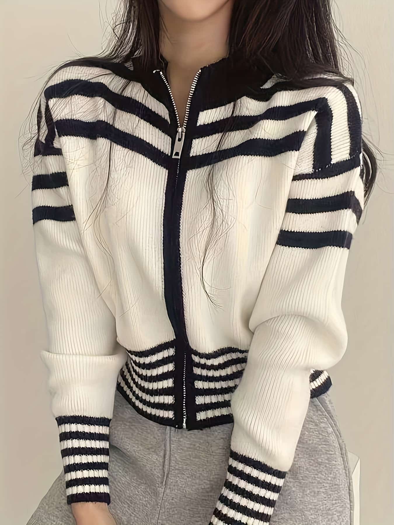 【全店30％OFF引き換え証があり】【成年者心地よい】 編み物 ジレー ジップアップ レディース 間借り人 スウェーター ハイネック 立ち襟 遊撃手丈 羽織り トップス 長袖 秋 冬 韓国 流行り物 好いたらしいめ 執務室 通い リブニット 襟付き添い人