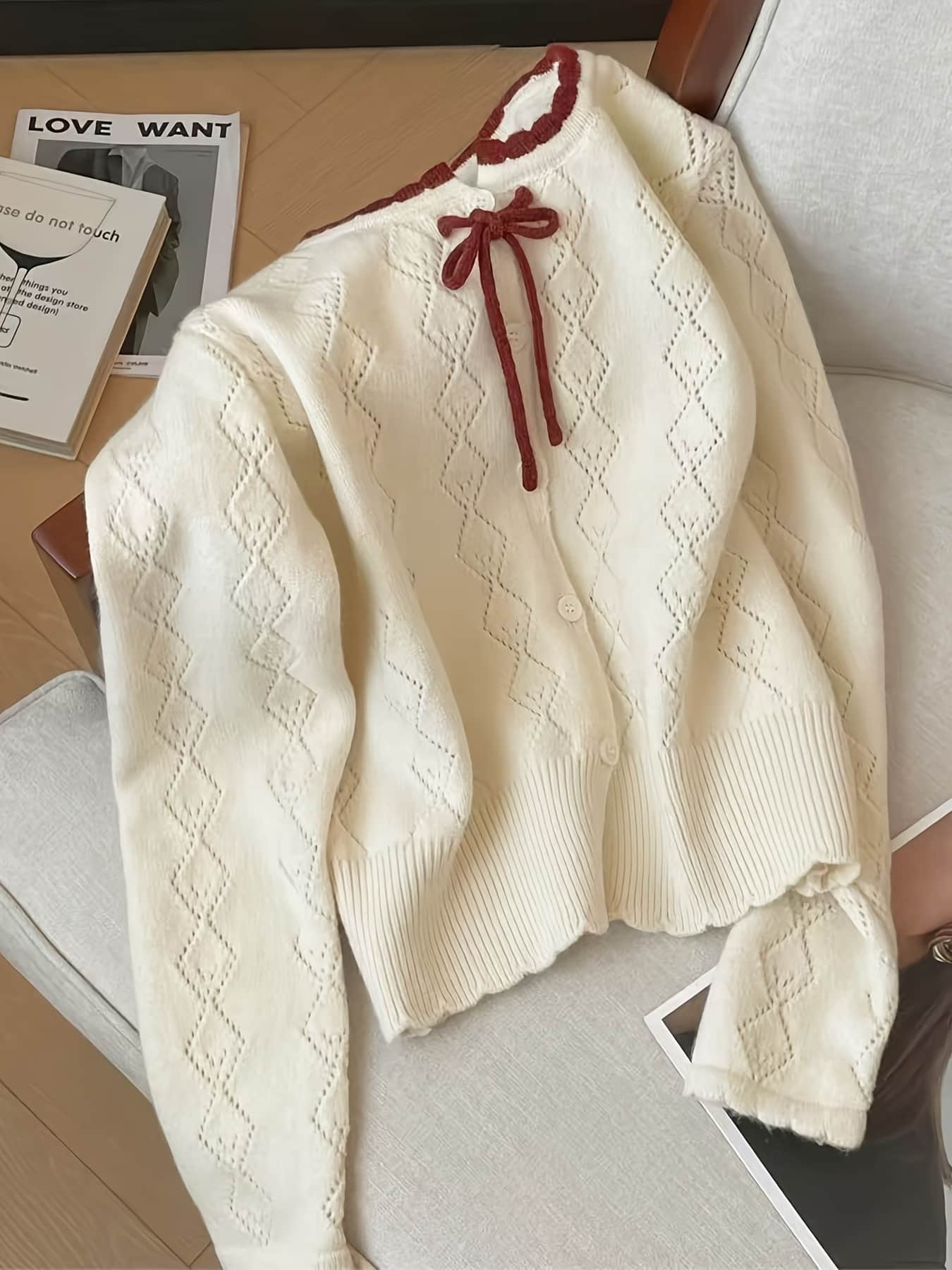 【全店30％OFF引き換え証があり】【シュロの葉色彩設計】ジレー レディース 編み物 スウェーター 長袖 シュロの葉 バイ色合い 色彩設計 透かし編み 金剛石柄 羽織り 前食い違い 労働者の一団のど首 丸首 トップス 成年者好いたらしい レトロ フレンチガーリー 韓国流行り物 き
