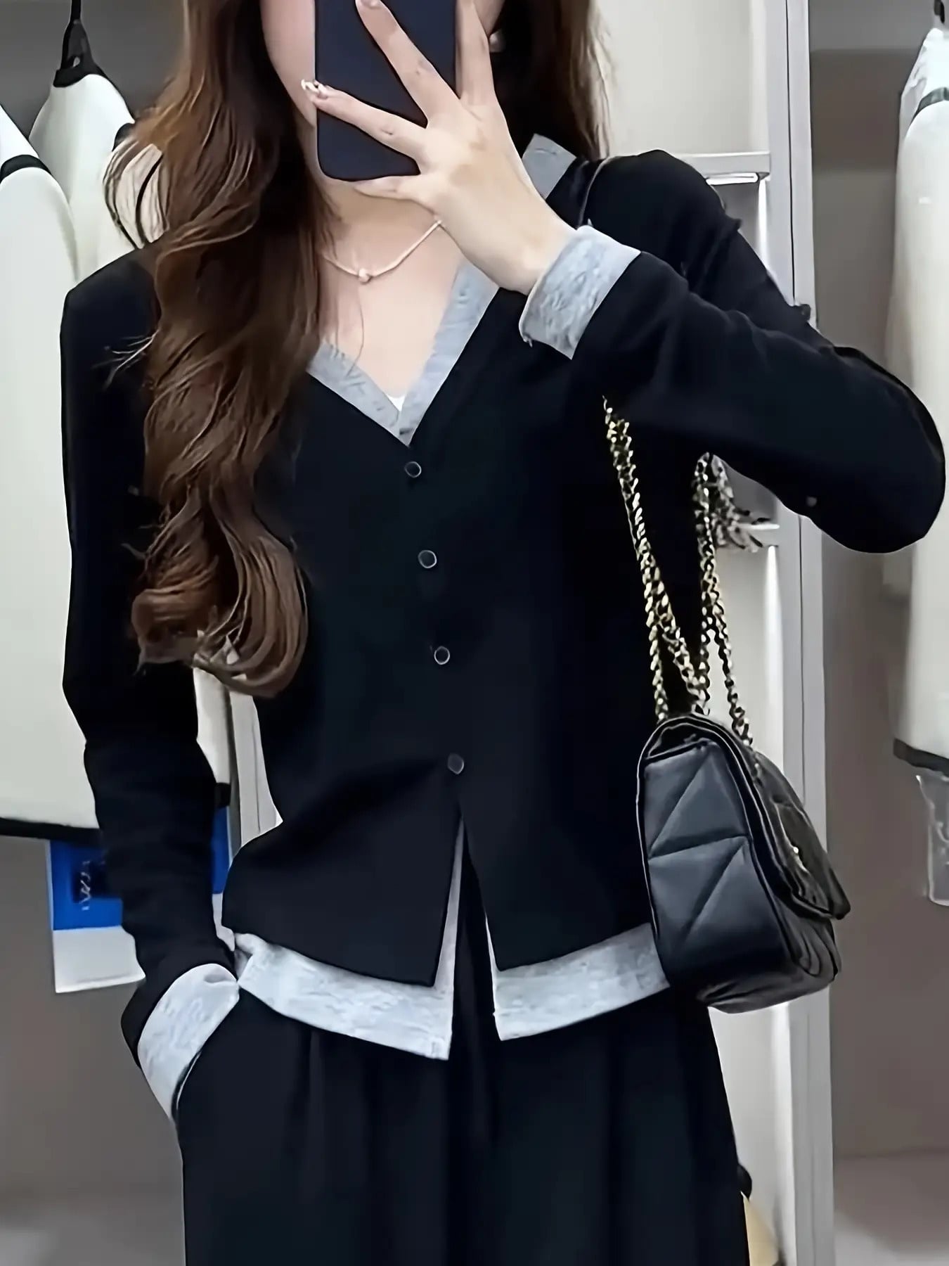 【全店30％OFF引き換え証があり】【重ね着風】ジレー レディース 編み物 色彩設計 バイ色合い フェイクレイヤード トップス Vのど首 長袖 前食い違い 名取り草 羽織り スウェーター 異原料品 うつり変わり 好いたらしいめ 成年者好いたらしい 30代 40代 50代 体型押しかぶせる