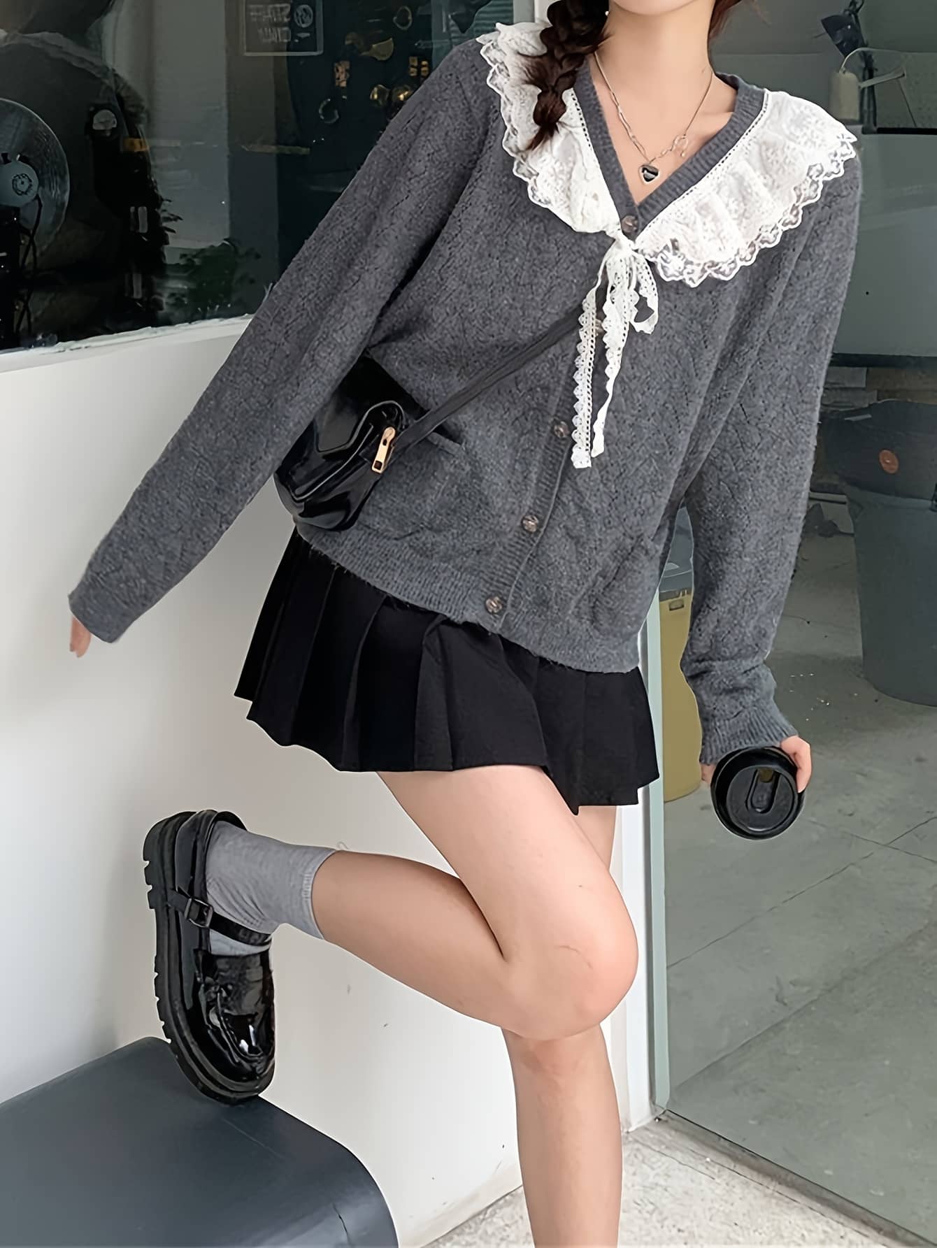 【全店30％OFF引き換え証があり】【成年者好いたらしい】 ジレー レディース 編み物 トップス 襟付き添い人 スピード競技襟 ビッグ色合い スウェーター 羽織り 前食い違い 長袖 Vのど首 ゆるふわ 翰林院風 学校風 レトロ 体型押しかぶせる 着痩せ 小顔成り行き 二の腕押しかぶせる