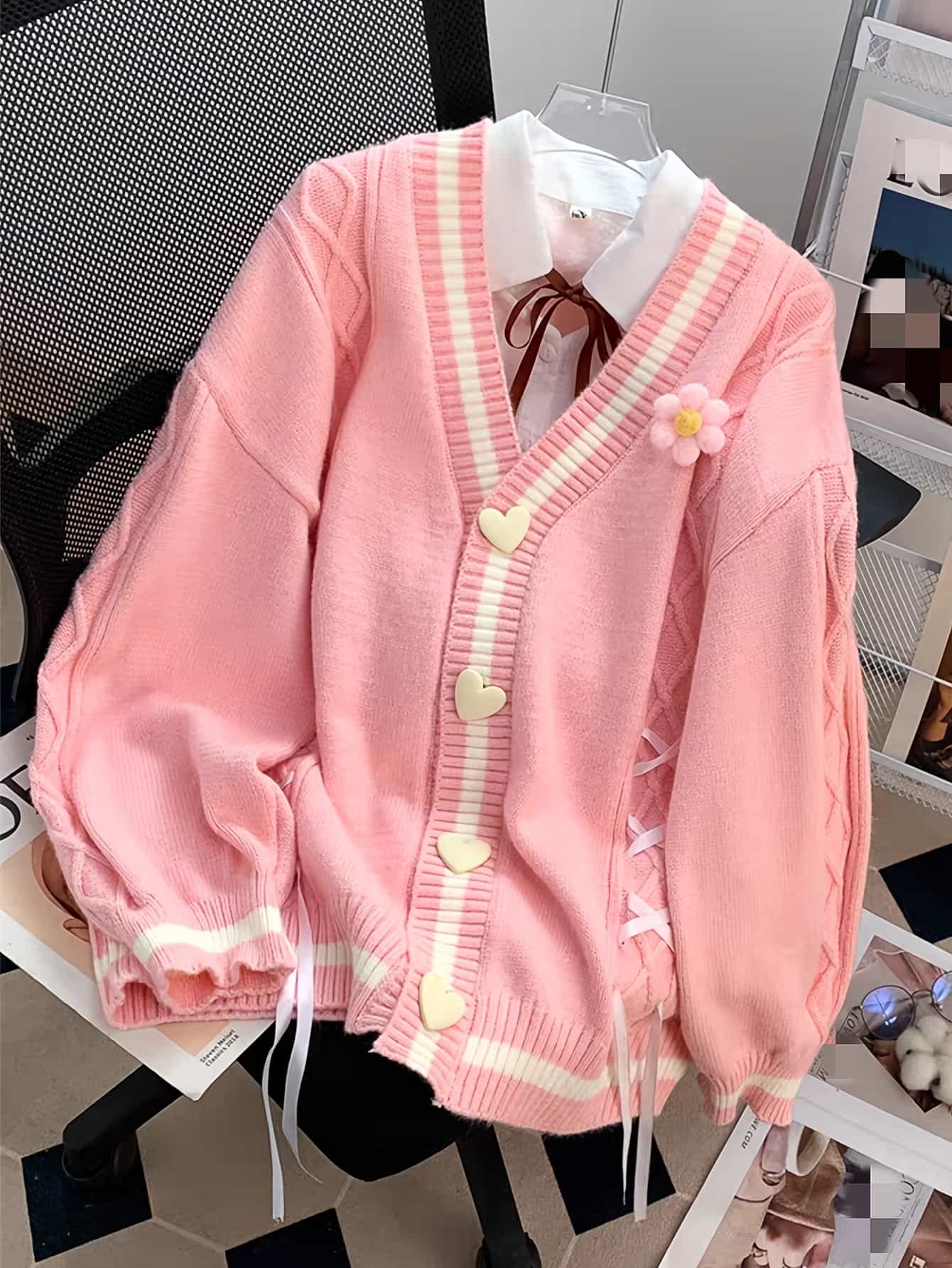 【全店30％OFF引き換え証があり】【ハート型名取り草】 ジレー レディース 編み物 有線テレビ編み Ｖのど首 スピード競技引きあげる シュロの葉 羽織り スウェーター トップス アウター 前食い違い 長袖 ゆったり 厚地の外套大きさ ビッグ影ぼうし 体型押しかぶせる 二の腕河馬