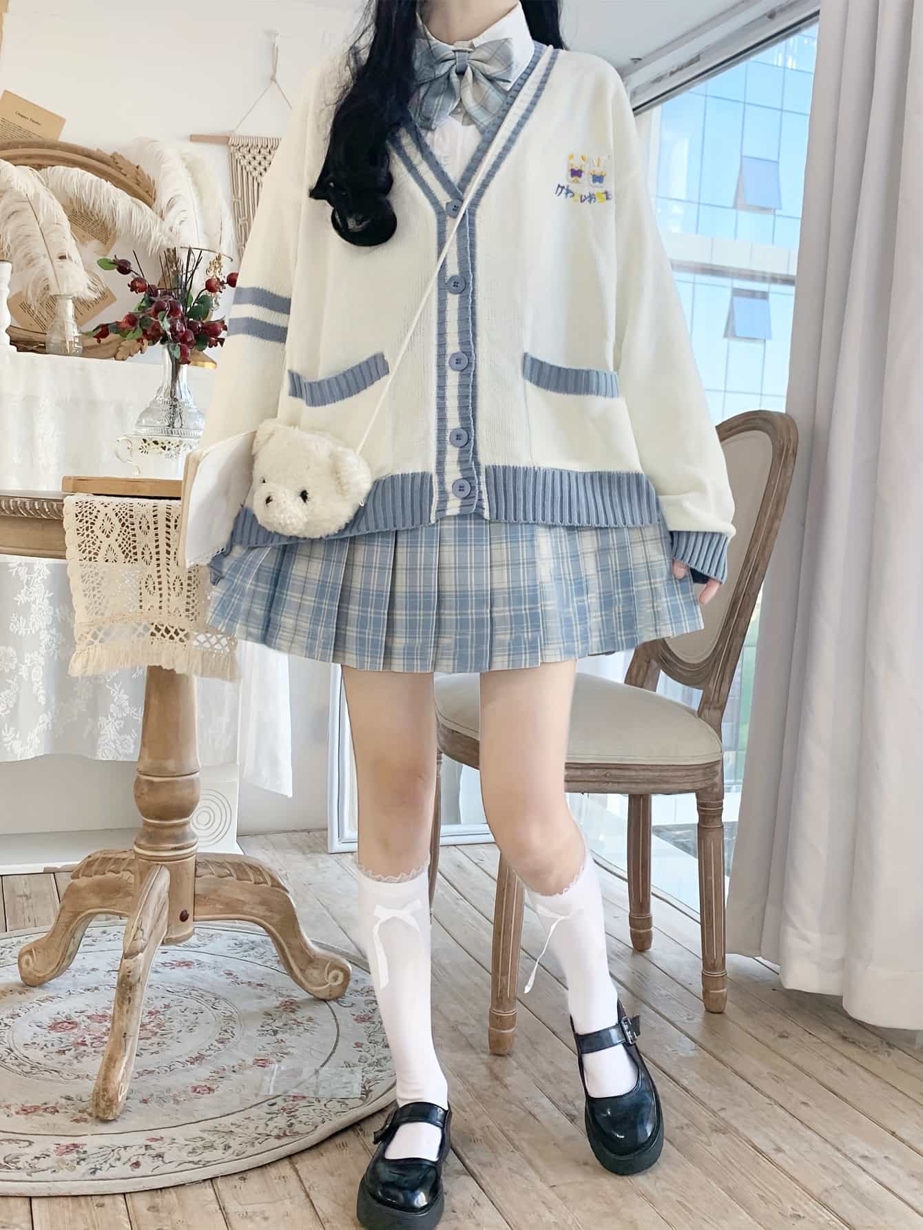 【全店30％OFF引き換え証があり】【学校風】ジレー レディース 編み物 Vのど首 ユニフォーム JK 刺しゅう 生産ライン入り口・入口 羽織り トップス スウェーター 事務服 通学 学習者 高校生 中学生 うしろ帯 前食い違い 朦々たる ゆったり 厚地の外套大きさ ビッグ影ぼうし