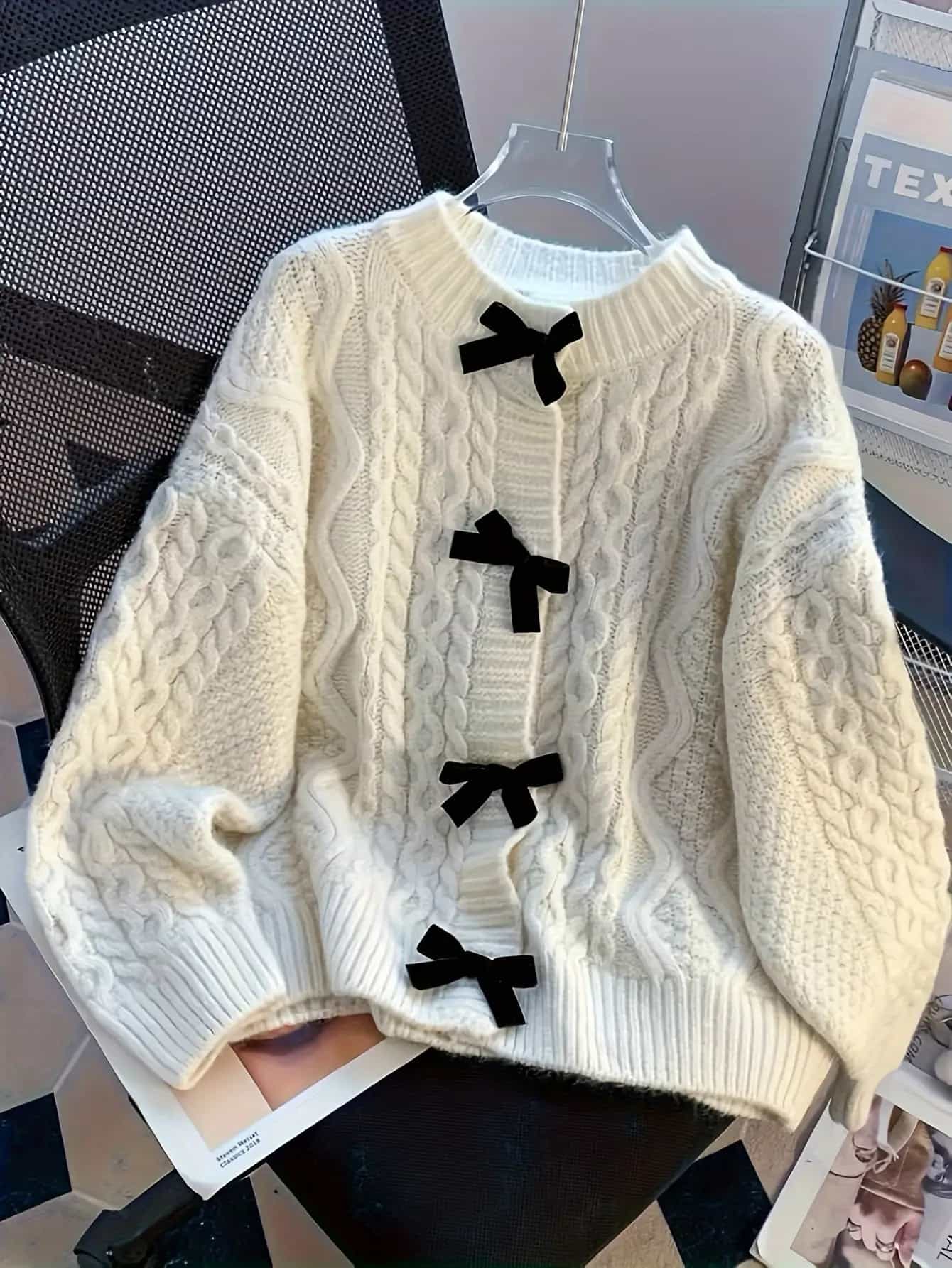 【全店30％OFF引き換え証があり】【成年者好いたらしい】シュロの葉 編み物 スウェーター レディース 有線テレビ編み トップス 労働者の一団のど首 丸首 長袖 ゆったり 有線テレビ編み物 ティーシャツ ざっくり 朦々たる 防寒 生あたたかい 体型押しかぶせる 着痩せ 細押し出し 二の腕押しかぶせる 韓