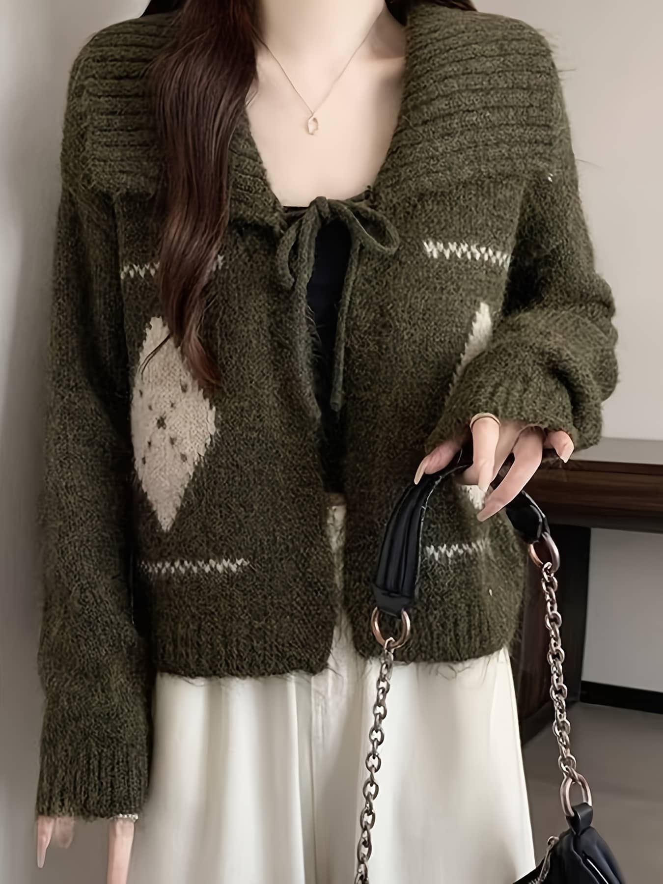 【全店30％OFF引き換え証があり】ジレー レディース 編み物 スウェーター アーガイル柄 読み合わせる 襟付き添い人 シュロの葉 遊撃手丈 羽織り 韓国流行り物 秋 冬 成年者好いたらしい トップス 前食い違い 朦々たる 生あたたかい 金剛石柄 レトロ ゆるっと 体型押しかぶせる 着