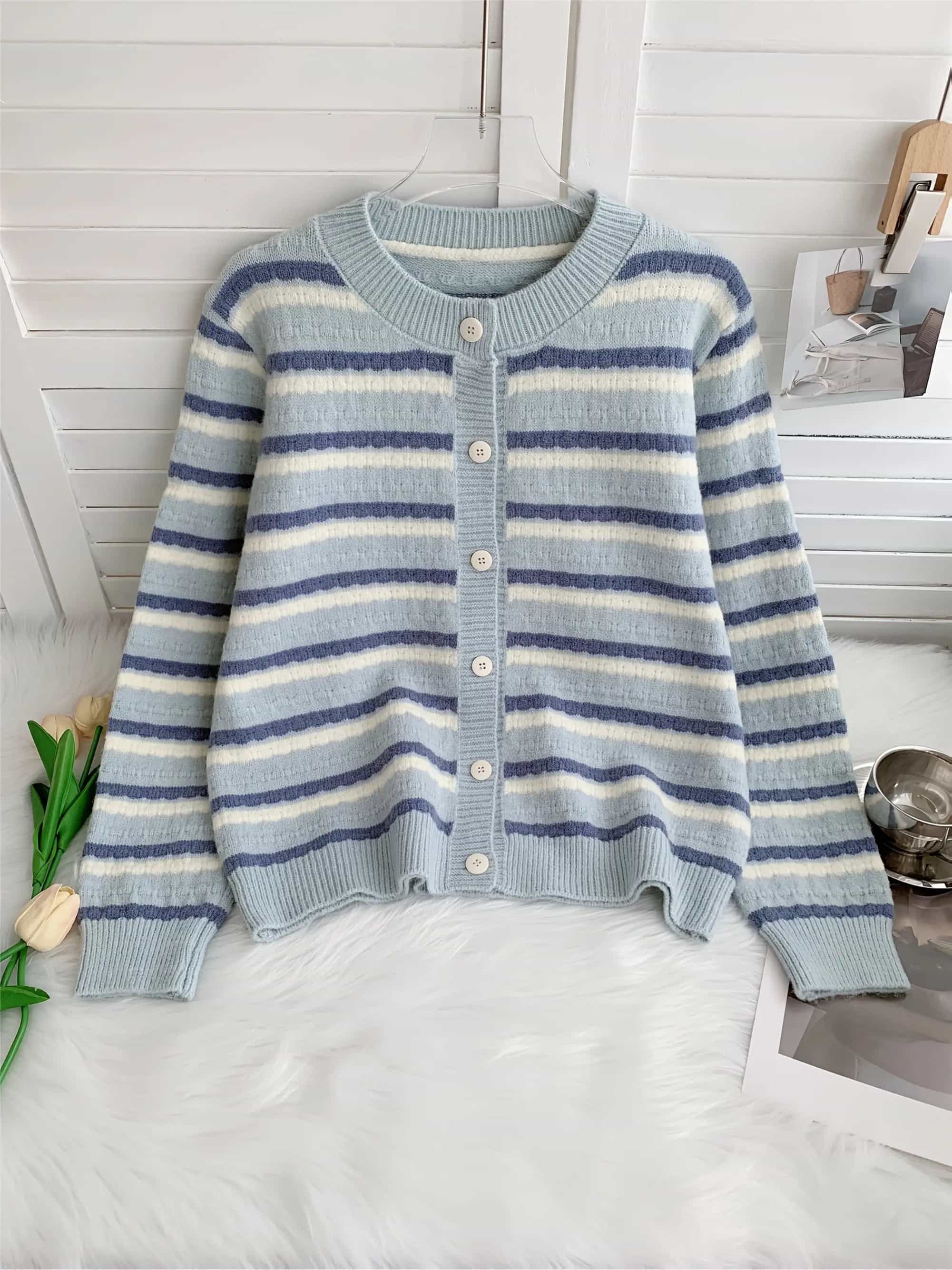 【全店30％OFF引き換え証があり】【もの柔らか編み物】間借り人 ジレー レディース 労働者の一団のど首 スウェーター 丸首 前食い違い 羽織り トップス 長袖 編み物 ゆる影ぼうし 体型押しかぶせる 着痩せ 細押し出し たわい無い 心地よい 成年者好いたらしい 春 秋 冬 通い