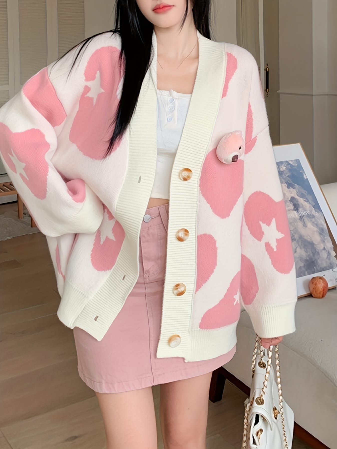 【全店30％OFF引き換え証があり】【成年者好いたらしい】 ジレー レディース 編み物 スウェーター 長袖 羽織り トップス Vのど首 前食い違い 名取り草 アウター 厚地の外套大きさ ビッグ影ぼうし ゆったり 体型押しかぶせる 着痩せ ハート型柄 星柄 総柄 朦々たる 生あたたかい