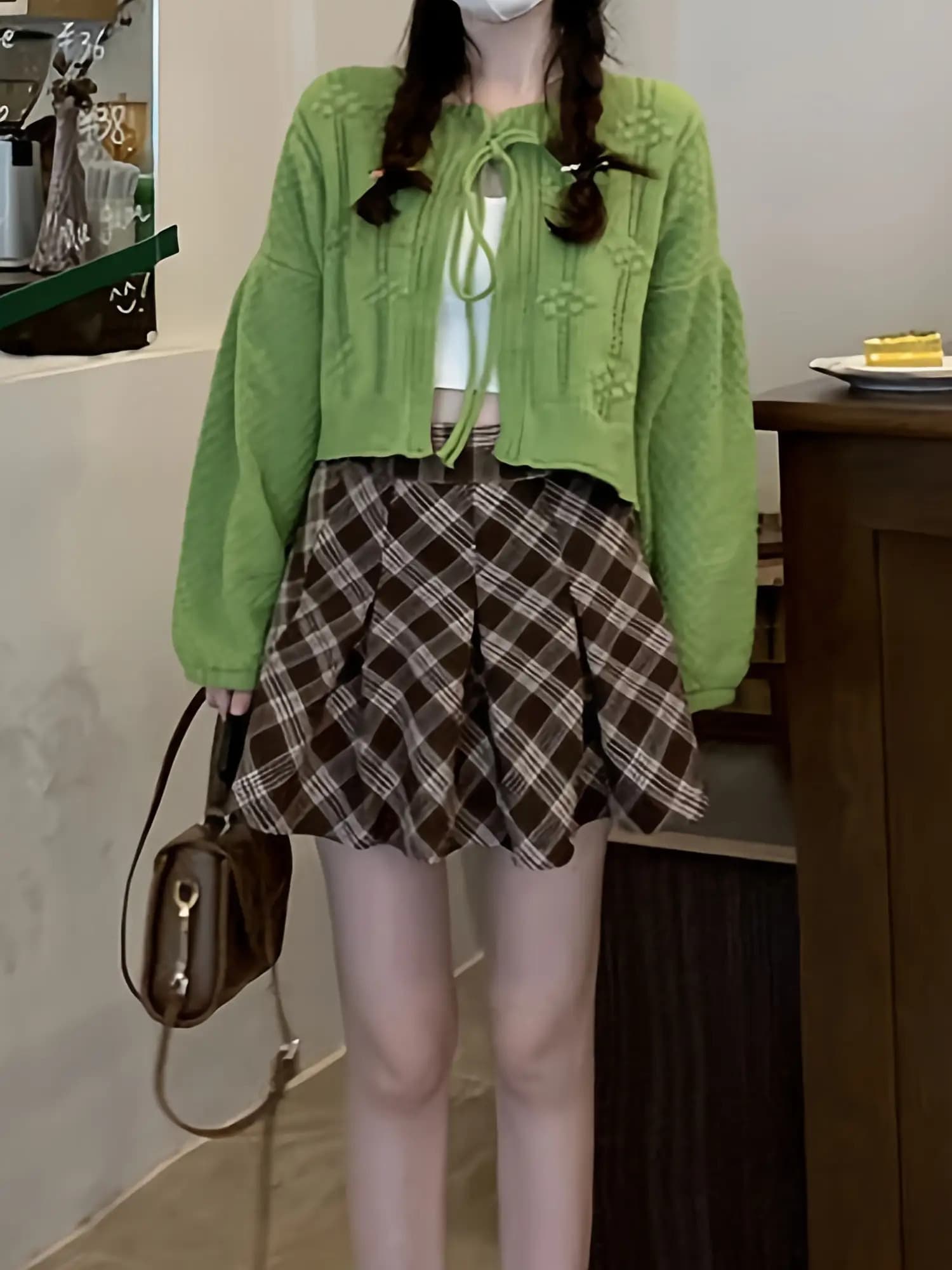 【全店30％OFF引き換え証】【成年者好いたらしい】 ジレー レディース 春 秋 冬 編み物 編み物ジレー 羽織り 前シュロの葉 紐付き ぽわん袖 音の大きさ袖 遊撃手丈 クロップド丈 トップス スウェーター 長袖 丸首 無地 緑であること 緑 体型押しかぶせる