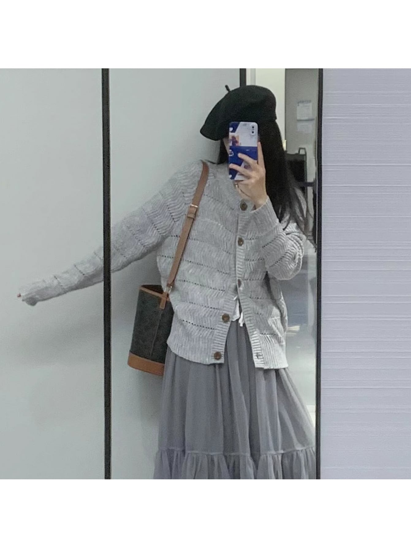 【全店30％OFF引き換え証】編み物ジレー レディース ジレー トップス 羽織り スウェーター 透かし編み メッシュ編み物 労働者の一団のど首 丸首 前食い違い 名取り草 長袖 間借り人柄 韓国流行り物 成年者好いたらしい 心地よい 好いたらしいめ レトロ オフィ