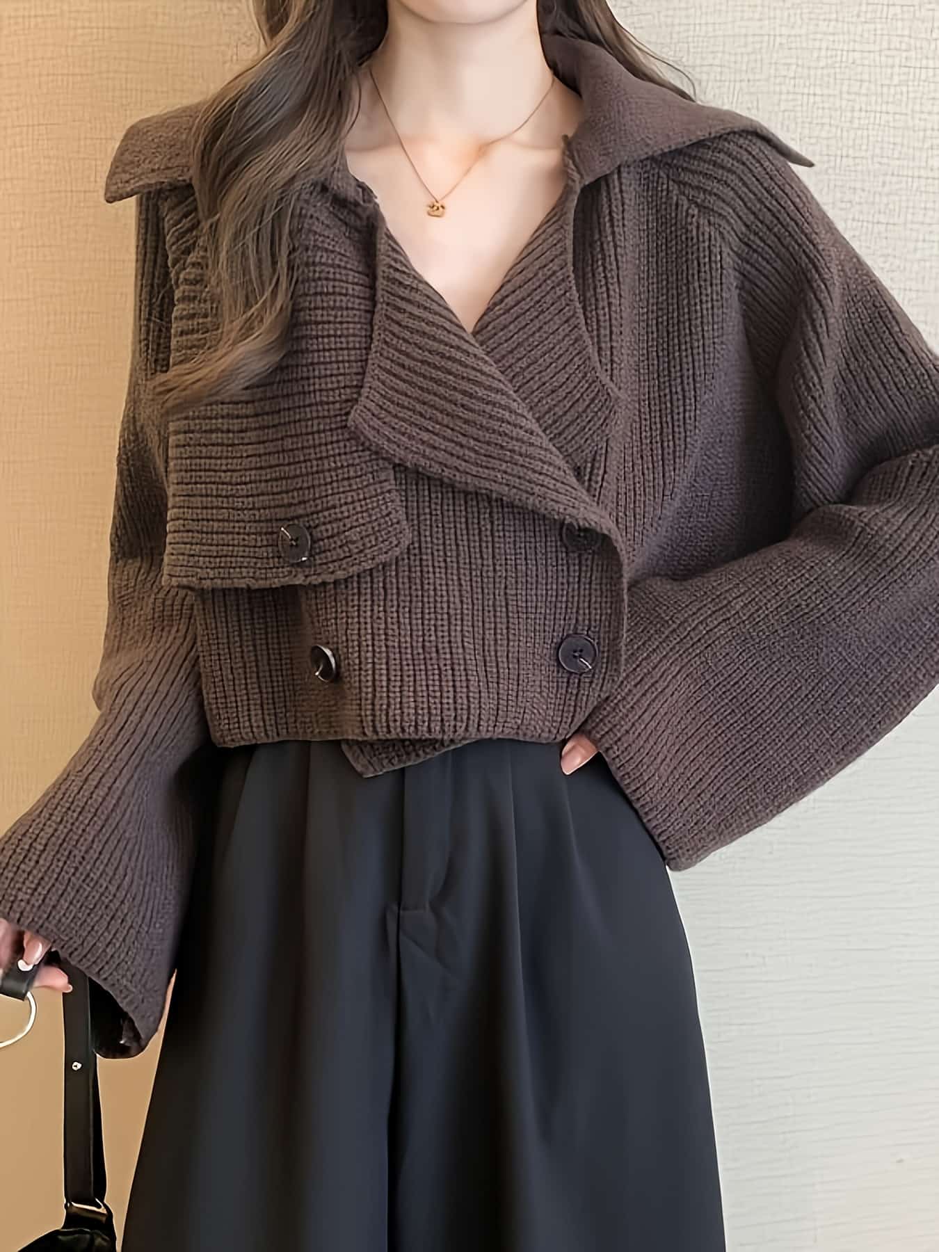 【全店30％OFF引き換え証】【ダブル名取り草】編み物 ジレー レディース 襟付き添い人 スウェーター 遊撃手丈 トップス 畦編み クロップド 羽織り 長袖 Ｖのど首 花の冠yd風 リブニット 無地 朦々たる 生あたたかい ゆる影ぼうし 体型押しかぶせる 着痩せ 美シル