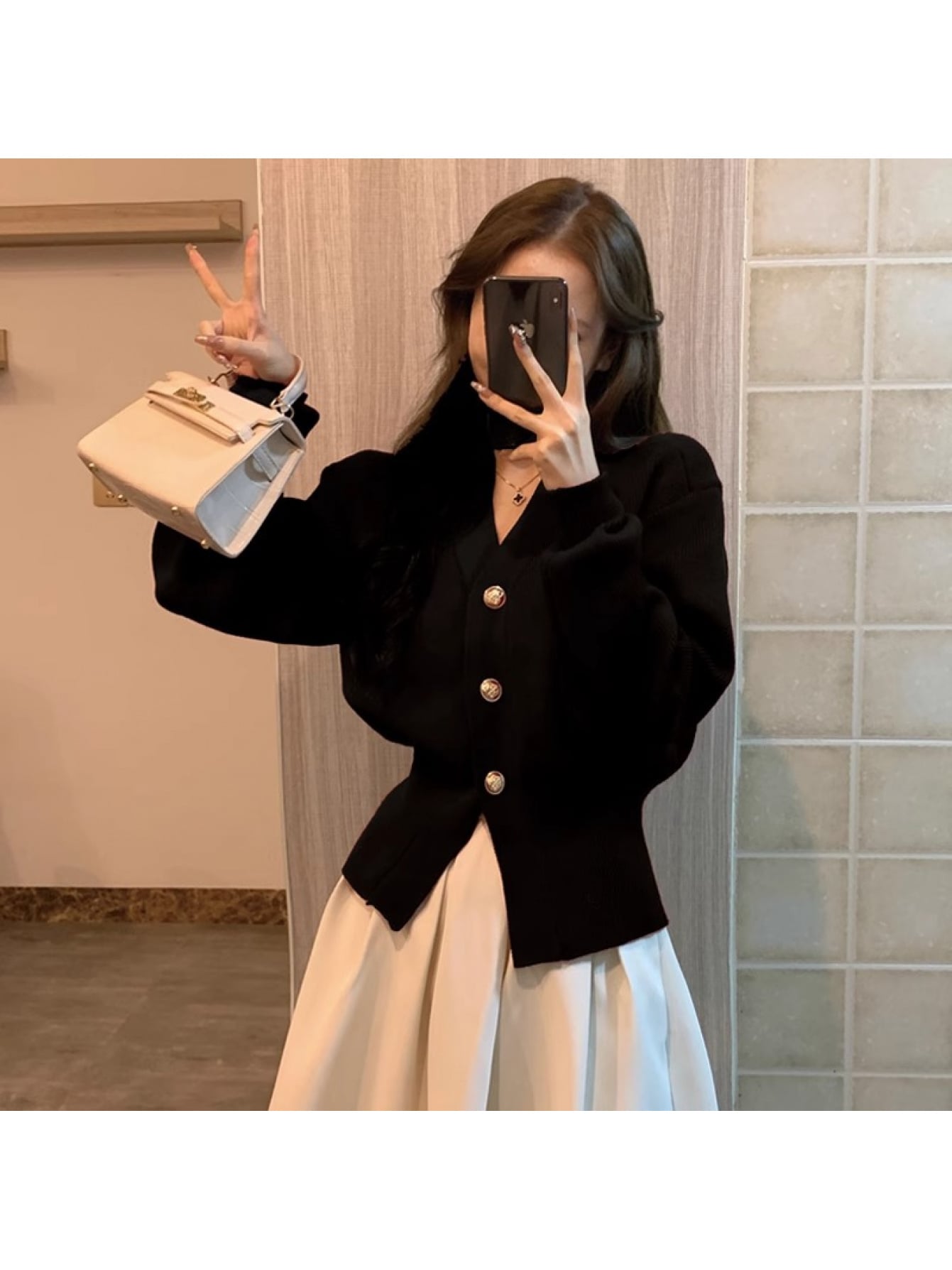 【全店30％OFF引き換え証】【くびれ目だたす】ジレー レディース 編み物 Ｖのど首 金名取り草 トップス 長袖 羽織り 好いたらしいめ スウェーター 前食い違い 編み物ジレー 編み物上衣 執務室 通い ＯＬ 成年者好いたらしい 雅びやか 着痩せ 細押し出し 体