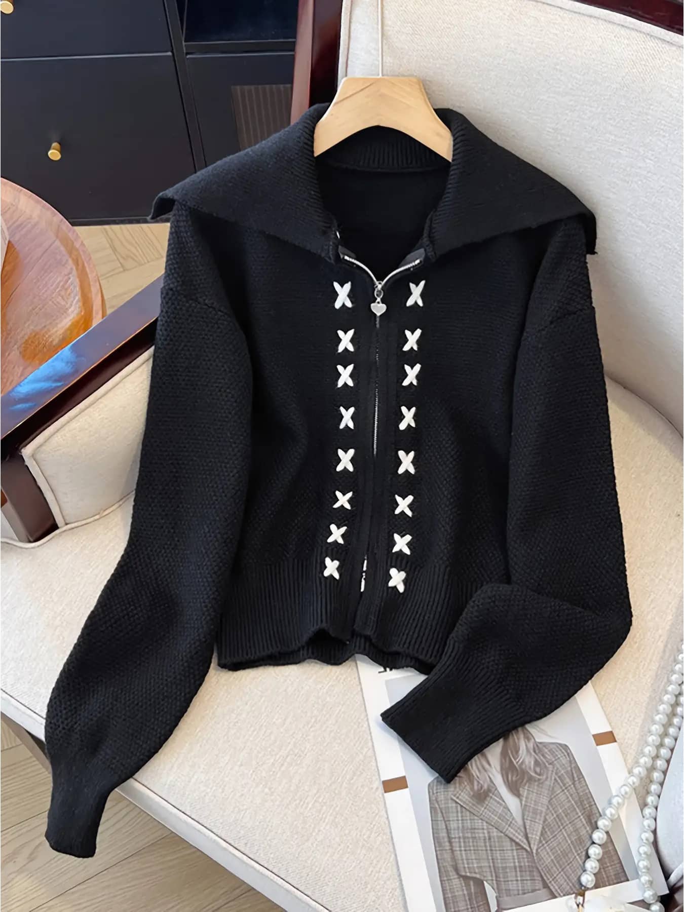 【全店30％OFF引き換え証】【成年者好いたらしい】編み物 ジレー レディース ジップアップ 乗り組み員色合い 襟付き添い人 スウェーター 長袖 韓国 スピード競技引きあげる 編み上げ 羽織り 生あたたかい 秋 冬 春 前食い違い 心地よい 好いたらしいめ 体型押しかぶせる 着痩せ ２０代 ３０