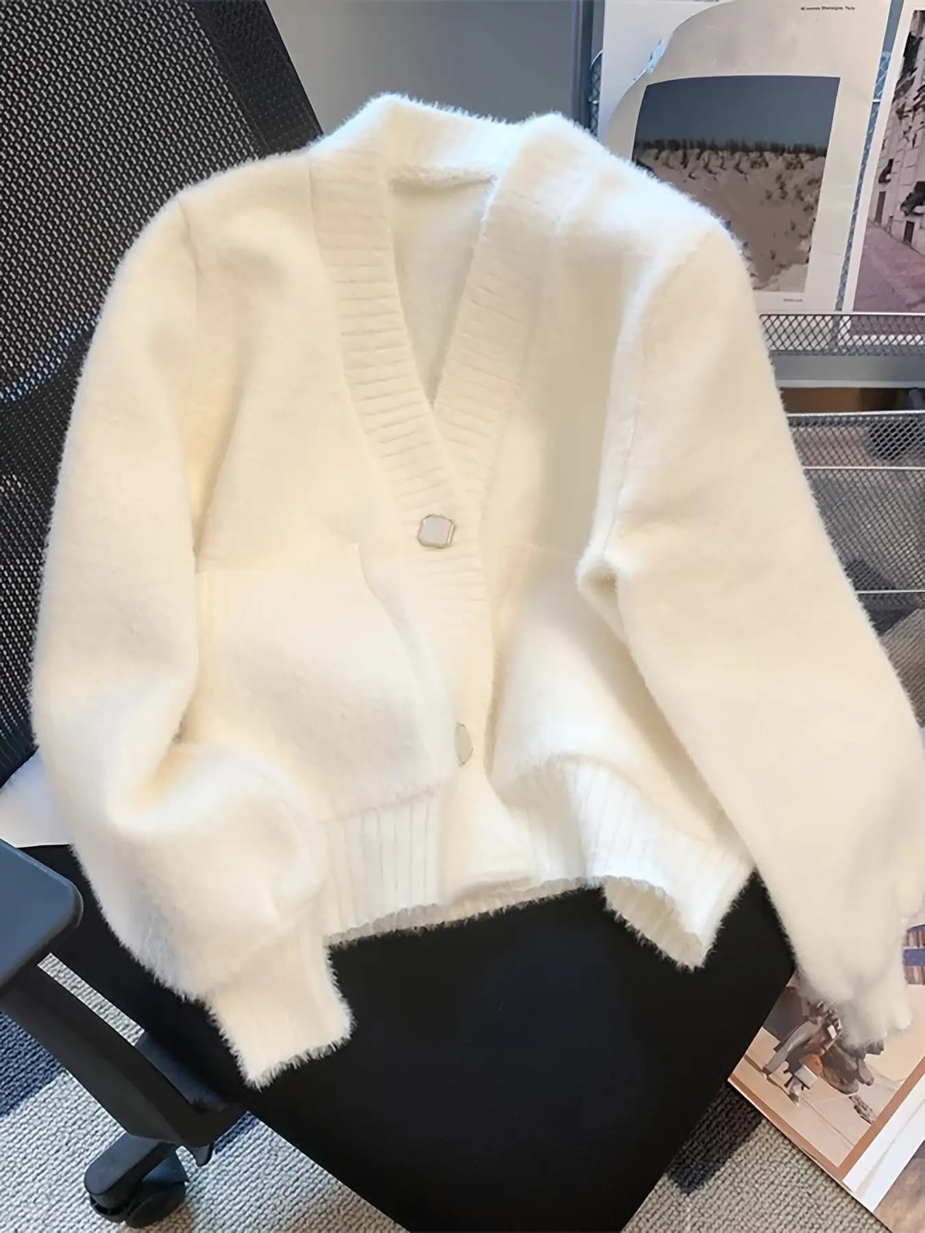 【全店30％OFF引き換え証】【ふわとろ手当たり】 ジレー レディース 編み物 Vのど首 音の大きさ袖 軽気球袖 トップス 羽織り スウェーター 前食い違い パステル色の モヘヤ触れ合う 朦々たる 生あたたかい 洗える 身寄り洗い濯ぎ 体型押しかぶせる 二の腕押しかぶせる 着痩せ 細見え