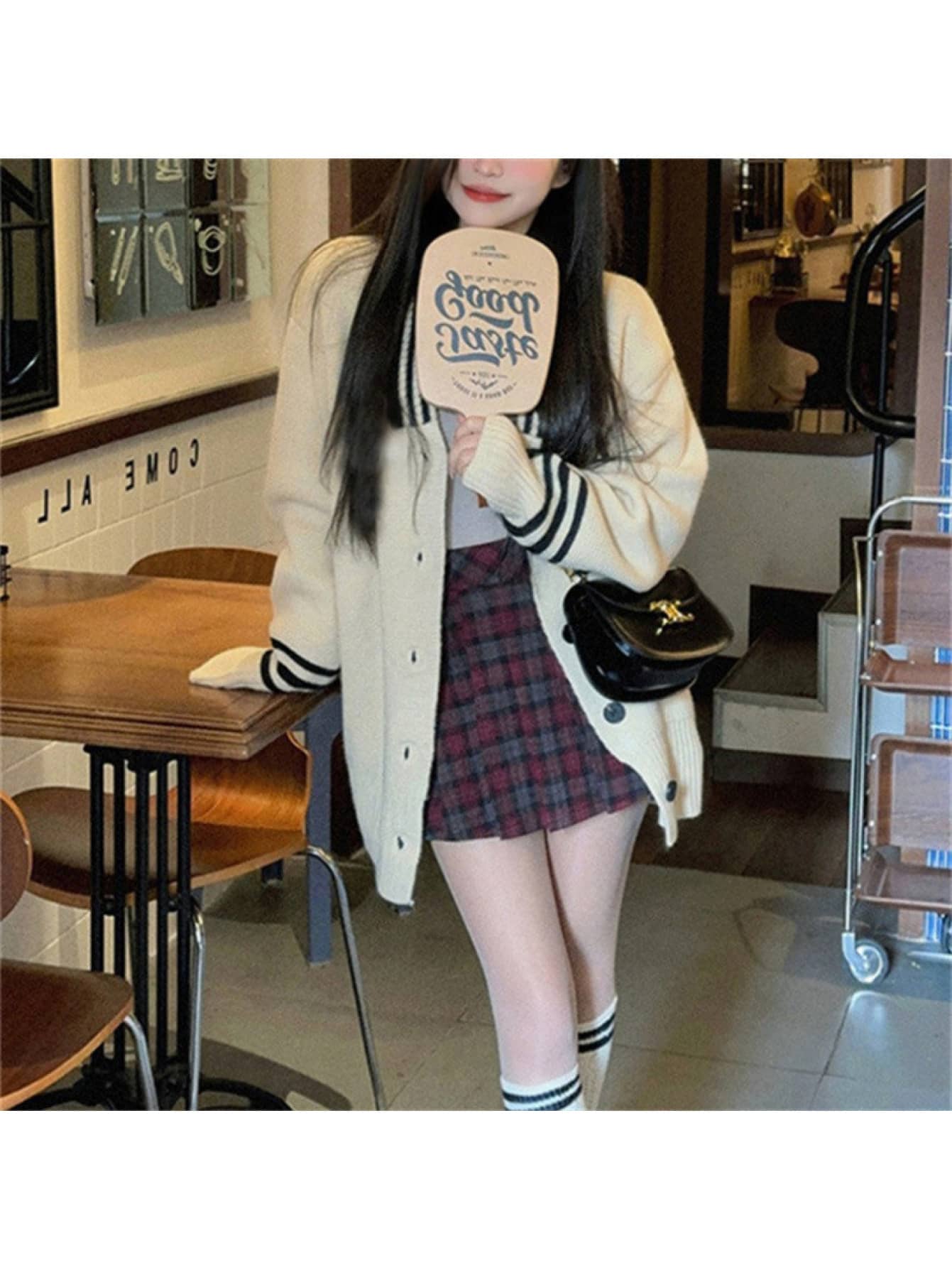 【全店30％OFF引き換え証】【学校風】 ジレー レディース 編み物 スウェーター Vのど首 生産ライン入り口・入口 羽織り トップス 韓国流行り物 ビッグ影ぼうし 厚地の外套大きさ ゆったり 長袖 朦々たる 心地よい プレッピー 体型押しかぶせる 着痩せ 割れ易い