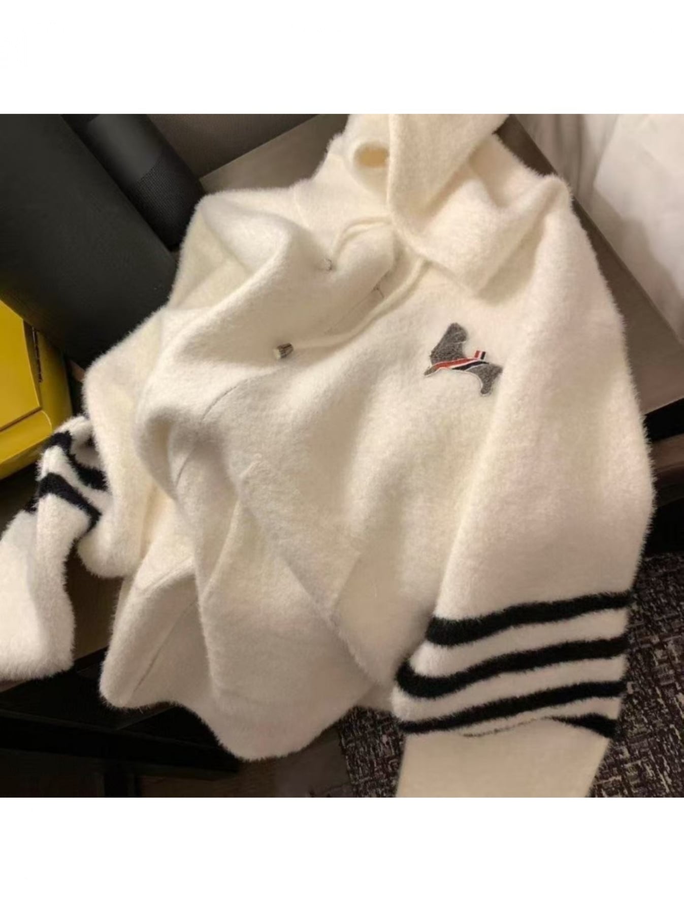 【全店30％OFF引き換え証】【ユニ一発やる】編み物 ジレー パーカー ボンネット付き添い人 犬 紋章 刺しゅう 間借り人 スウェーター アウター 羽織り トップス もこもこ ふわふわ シャギー 朦々たる 秋 冬 長袖 厚地の外套大きさ ゆったり ビッグ影ぼうし