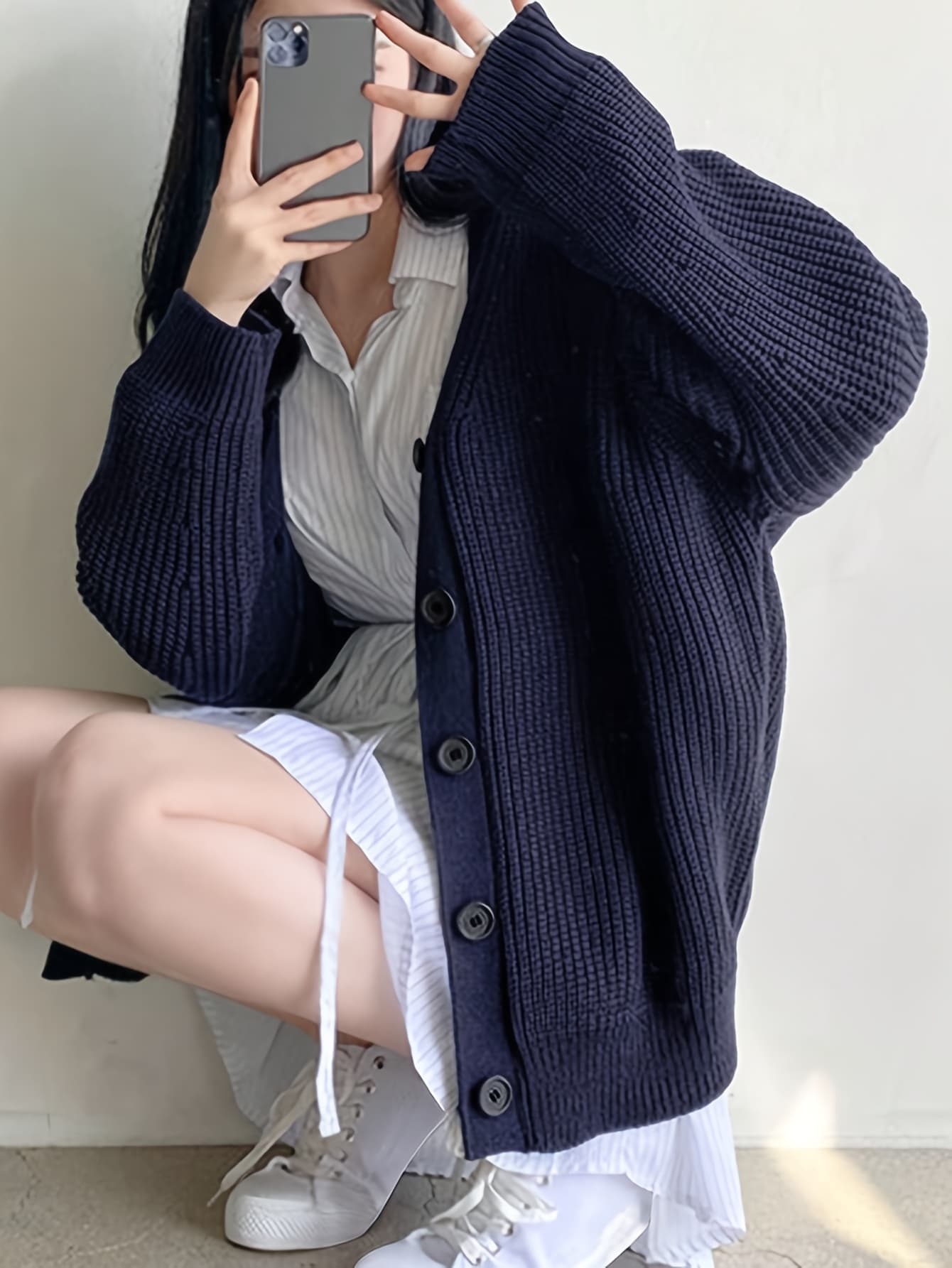 【全店30％OFF引き換え証】【厚地の外套大きさ】編み物 ジレー レディース Vのど首 スウェーター 羽織り 前食い違い 朦々たる 畦編み 置き目ゲージ ゆったり ビッグ影ぼうし ゆる編み物 トップス 紺 米国海軍 長袖 無地 ヴィンテージ風 レトロ カジュア
