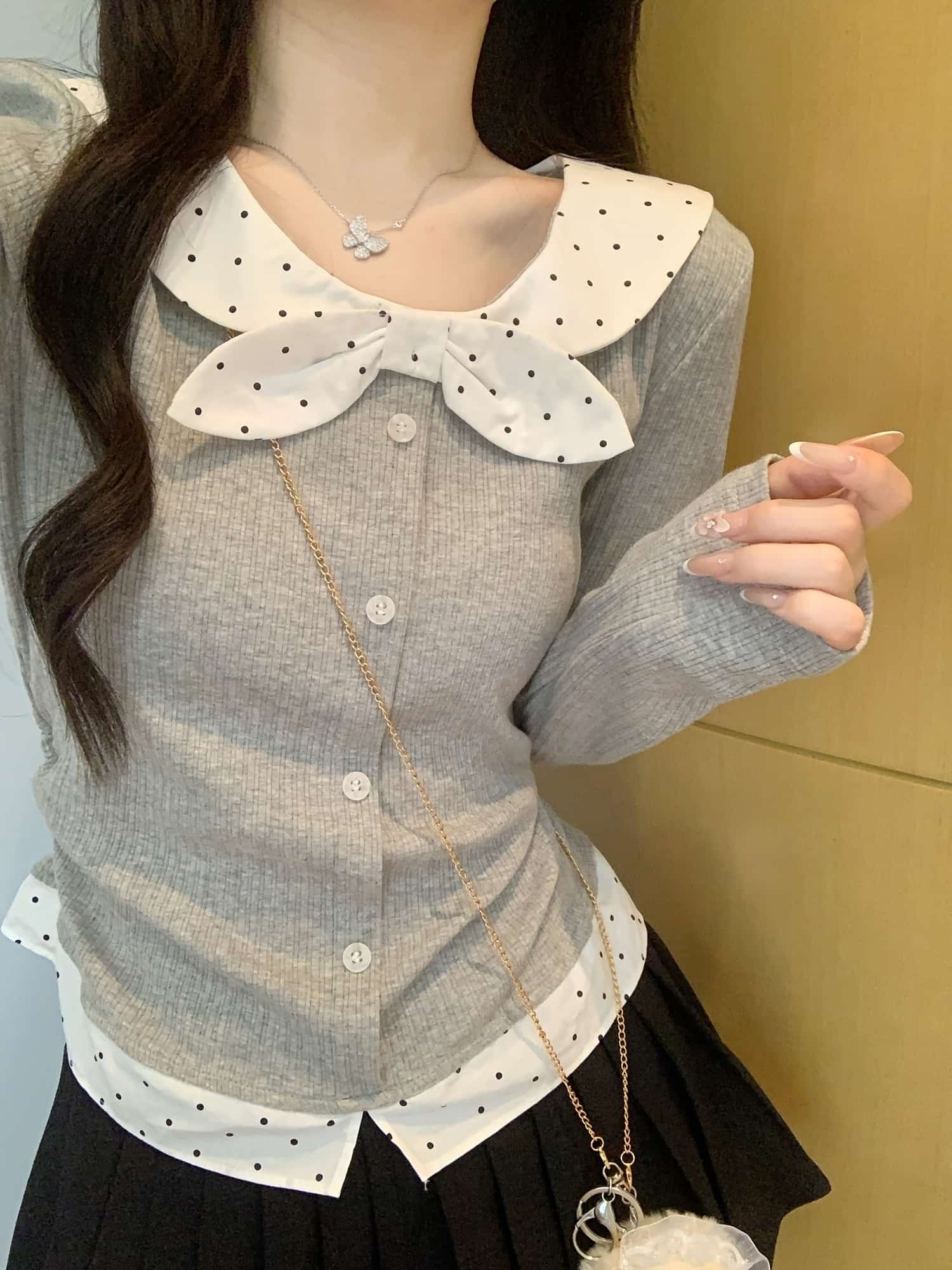 【全店30％OFF引き換え証】【重ね着風】 プルオーバー レディース 長袖 カットソー 点点柄 襟付き添い人 フェイクレイヤード トップス 水玉 シュロの葉 ビックカラー リブニット 好いたらしいめ 成年者好いたらしい 体型押しかぶせる 着痩せ 小顔 春 秋 冬 心地よい 執務室