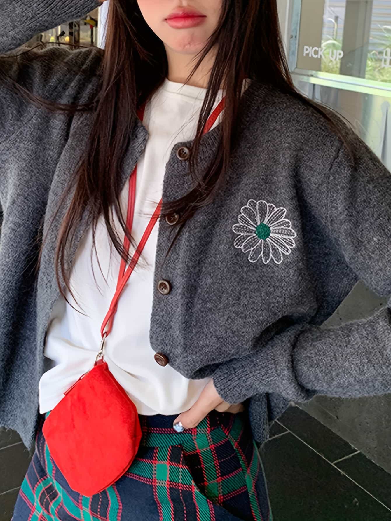 【全店30％OFF引き換え証】【デイジー刺しゅう】ジレー レディース 編み物 スウェーター トップス 羽織り 前食い違い 労働者の一団のど首 丸首 長袖 花柄 刺しゅう ワンポイント ゆる編み物 ゆったり 体型押しかぶせる 着痩せ 細押し出し たわい無い 成年者好いたらしい 好いたらしいめ カジ