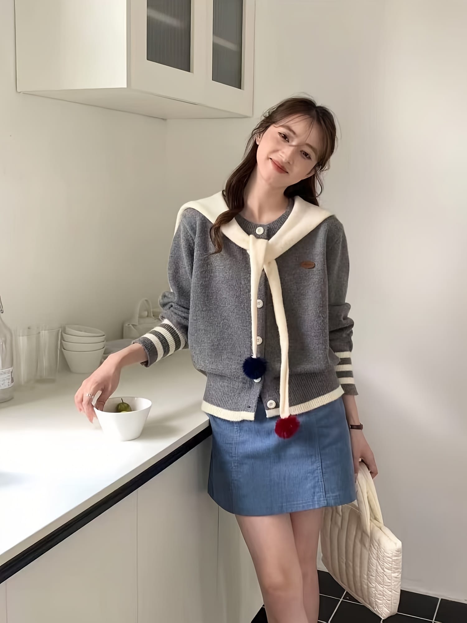【全店30％OFF引き換え証】【乗り組み員色合い】ジレー レディース 編み物 スウェーター 前食い違い 羽織り 長袖 襟付き添い人 色彩設計 間借り人袖 ポンポン 飾りつけ紐 韓国風 流行り物 Ｈ生産ライン 丸首 労働者の一団のど首 体型押しかぶせる 着痩せ 細押し出し 二の腕押しかぶせる