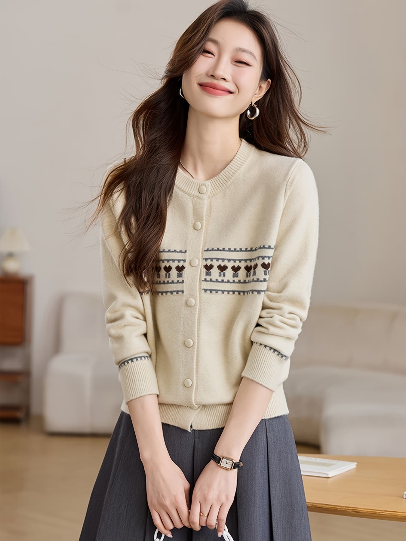 【全店30％OFF引き換え証】【カシミヤタッチ】ジレー レディース 編み物 スウェーター 羽織り 労働者の一団のど首 丸首 前食い違い 長袖 ハート型柄 間借り人 ジャかばい立て もっちり パステル色の 伸縮性 体型押しかぶせる 着痩せ 二の腕押しかぶせる 執務室 通い OL 大