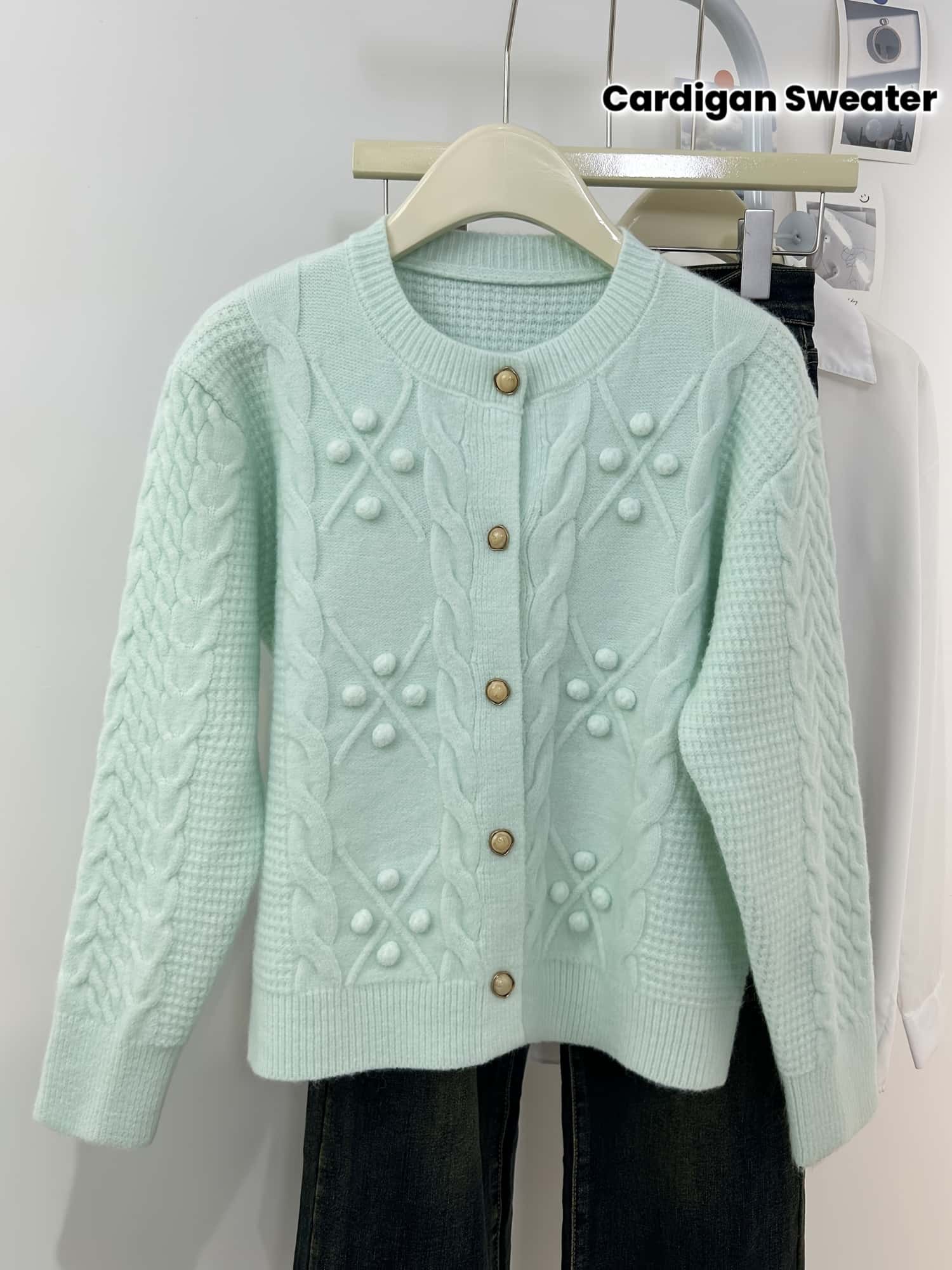 【全店30％OFF引き換え証】【成年者好いたらしい】ジレー レディース 編み物 有線テレビ編み ポンポン スウェーター 労働者の一団のど首 丸首 羽織り 長袖 韓国流行り物 ゆる編み物 ゆったり 体型押しかぶせる 着痩せ 細押し出し パステル色の 生あたたかい 洗える 金名取り草 ヴ