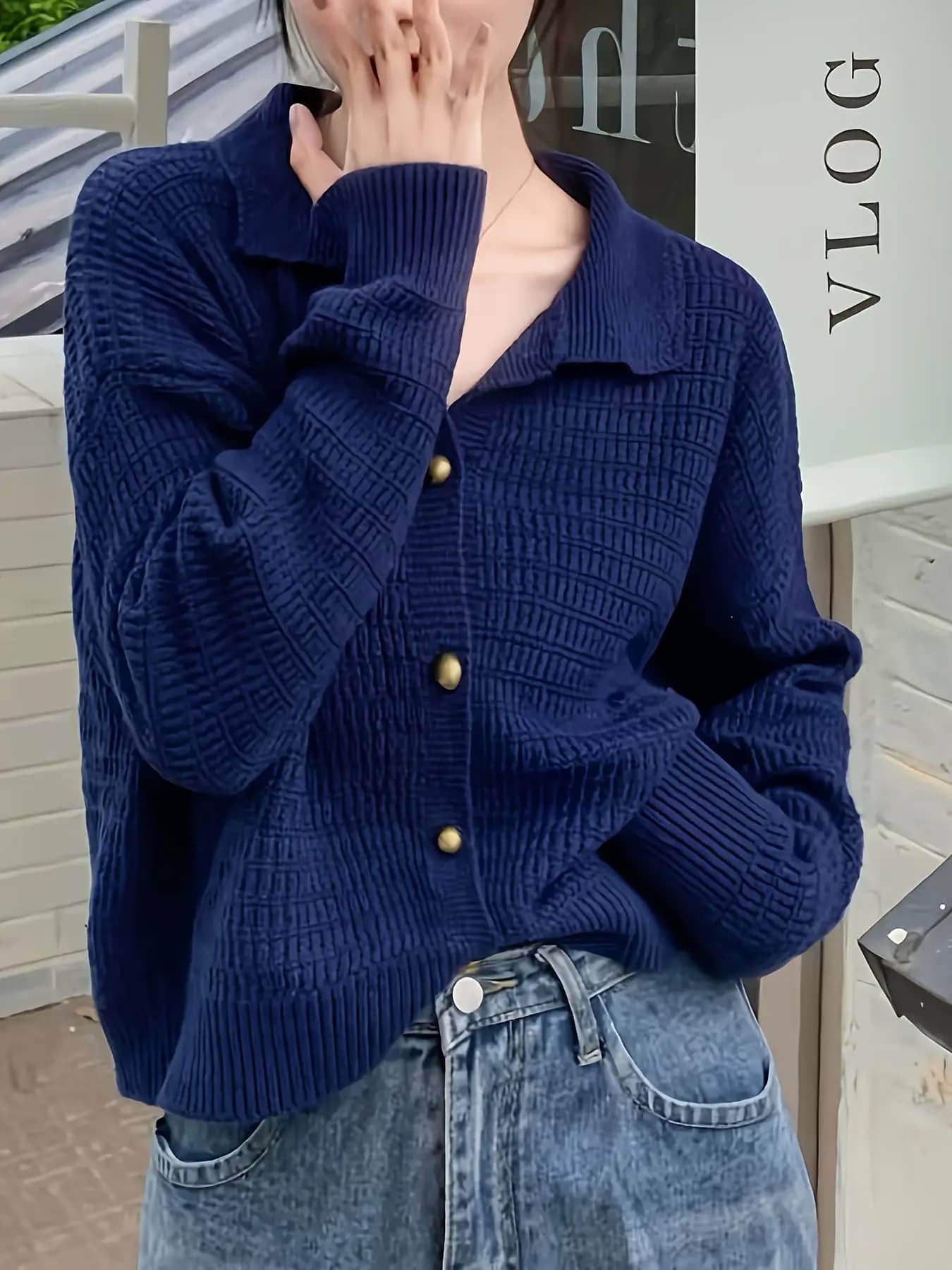【全店30％OFF引き換え証】【襟付き添い人編み物】 ジレー レディース 編み物 上衣 金名取り草 ポロ襟 米国海軍 紺色 トップス 羽織り 前食い違い 長袖 スウェーター 境界線の外側感 凸凹 ゆったり 体型押しかぶせる 着痩せ 割れ易い押し出し 心地よい 好いたらしいめ 成年者可