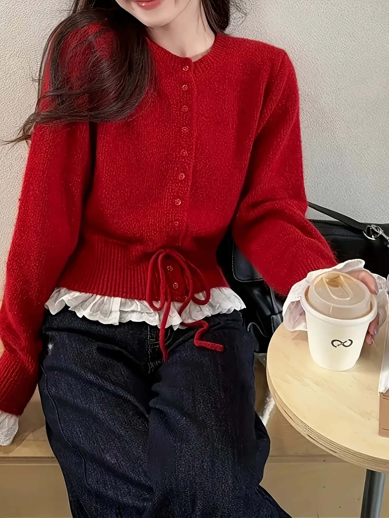 【全店30％OFF引き換え証】【成年者好いたらしい】 編み物 ジレー レディース スウェーター トップス 羽織り フラウンス 重ね着風 縛 酉の方角目じるし シュロの葉 ドロ同盟罷工 裾フラウンス 労働者の一団のど首 丸首 長袖 前食い違い 着痩せ 体型押しかぶせる 細押し出し くびれ