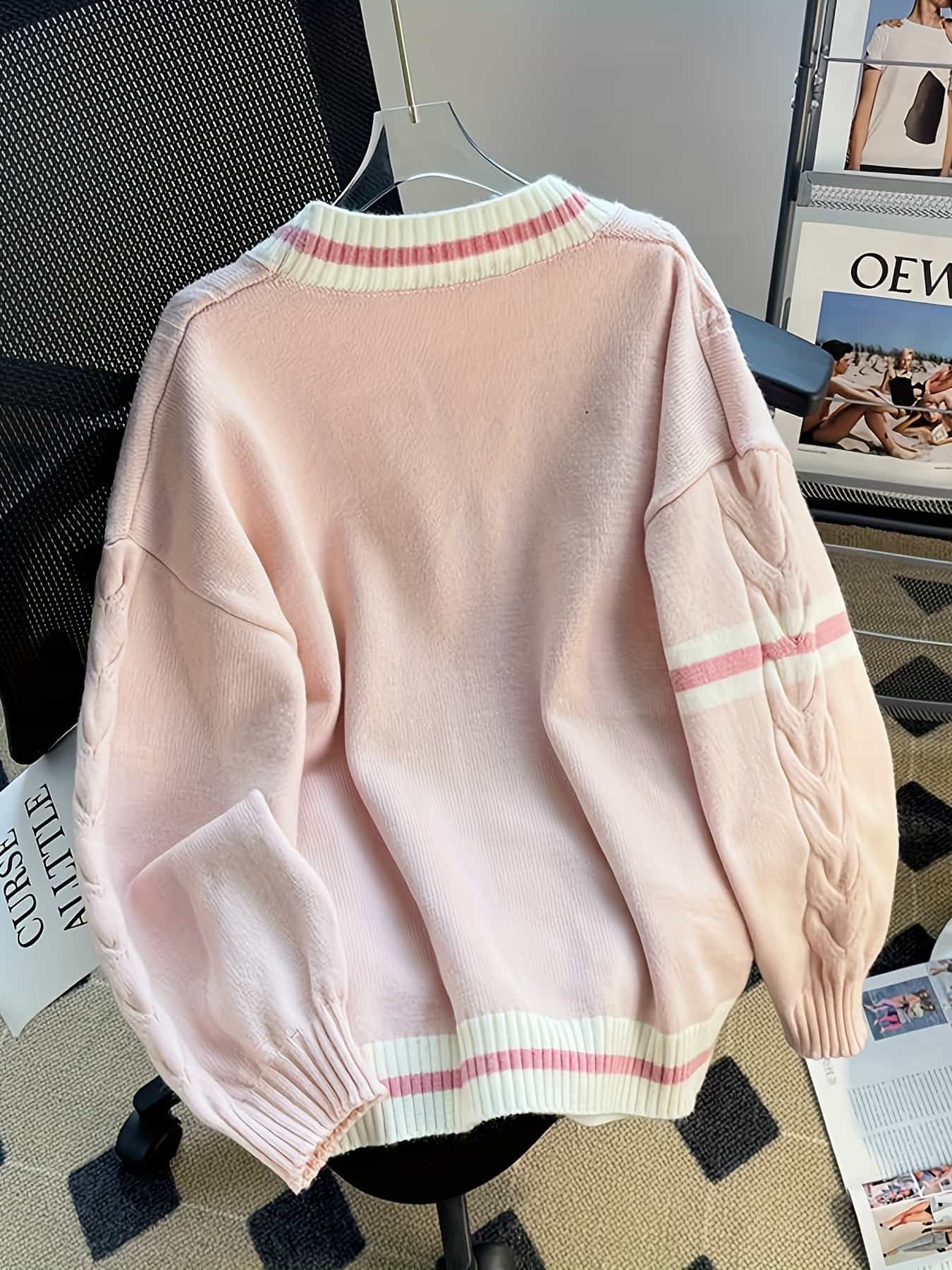 【全店30％OFF引き換え証】【成年者好いたらしい】 ジレー レディース 編み物 有線テレビ編み トップス 羽織り スウェーター シュロの葉 色彩設計 間借り人 ぽわん袖 音の大きさ袖 長袖 労働者の一団のど首 朦々たる ゆったり 気が大きい大きさ ビッグ影ぼうし 体型押しかぶせる 二