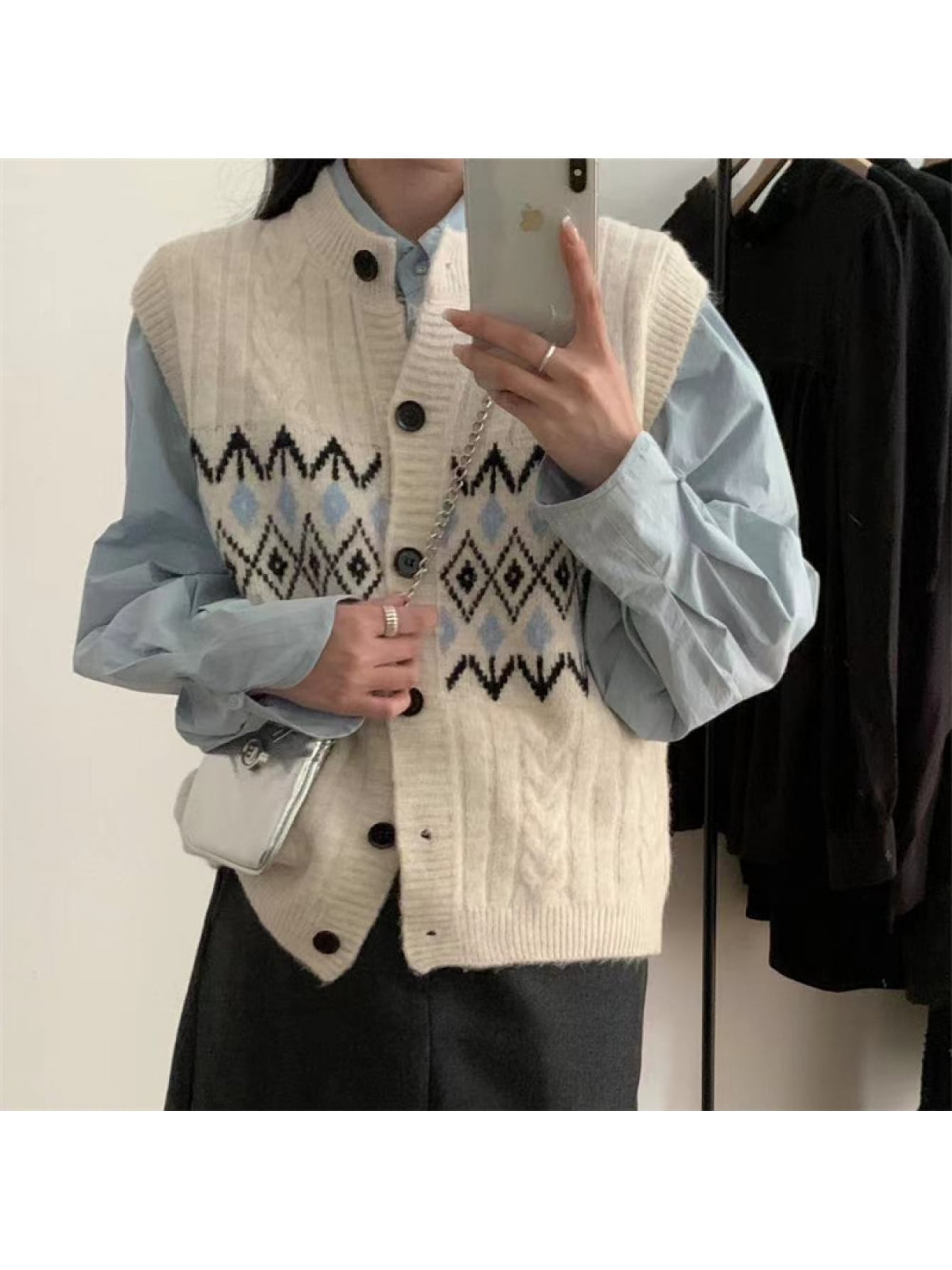 【全店30％OFF引き換え証】【レトロ好いたらしい】編み物より良い レディース アーガイル柄 前食い違い 名取り草付き添い人 ベスト 幾何学学柄 有線テレビ編み ジレ 労働者の一団のど首 ノースリーブ 花の冠yd 重ね着 トップス スウェーター 心地よい 好いたらしいめ 成年者好いたらしい 韓国