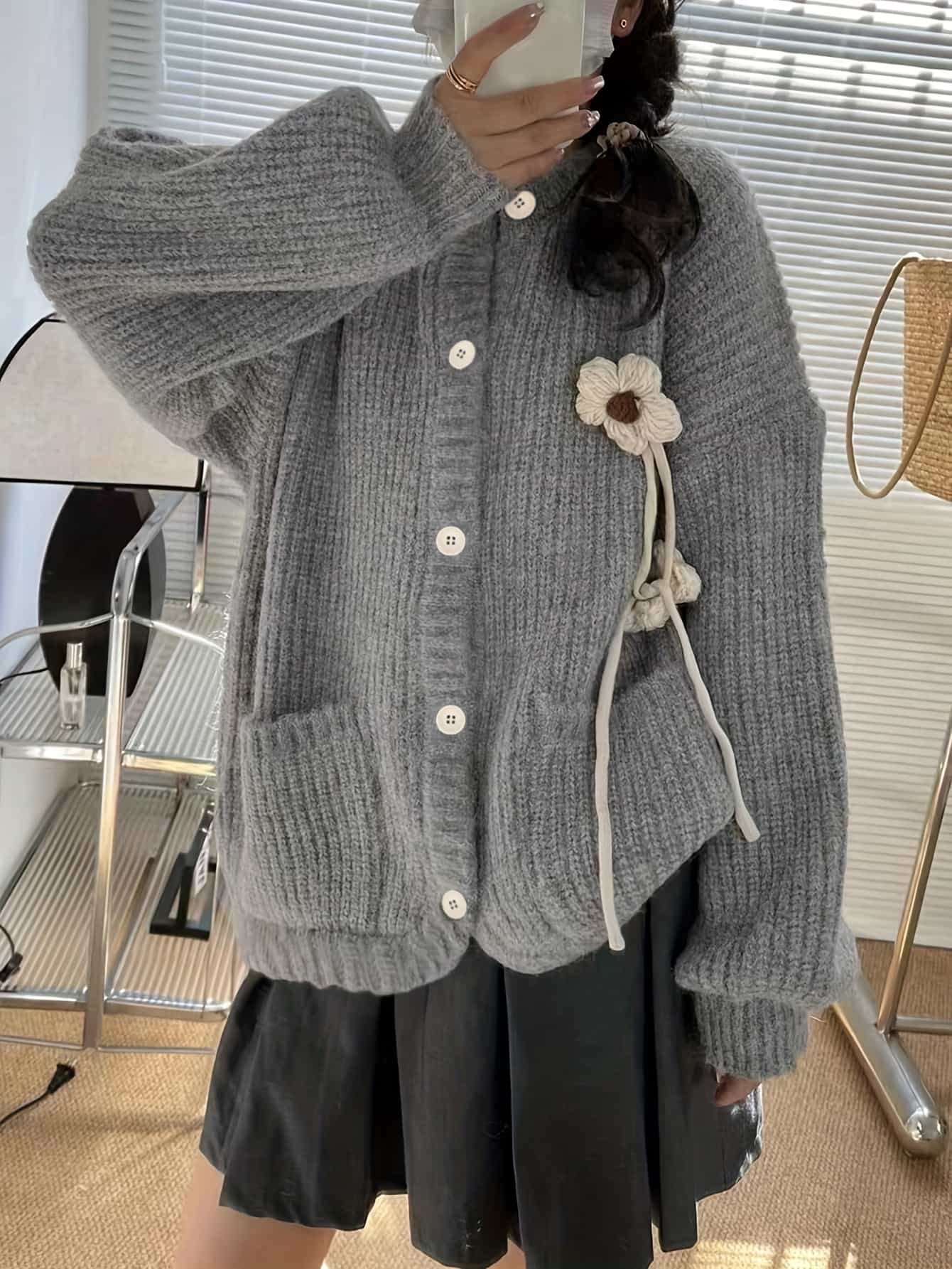 【全店30％OFF引き換え証】編み物 ジレー レディース スウェーター トップス 羽織り 丸首 労働者の一団のど首 朦々たる 長袖 向こう正面名取り草 前食い違い 衣嚢付き添い人 ざっくり 畔編み 置き目ゲージ 生あたたかい 防寒 パステル色の 体型押しかぶせる 二の腕押しかぶせる 割れ易い押し出し