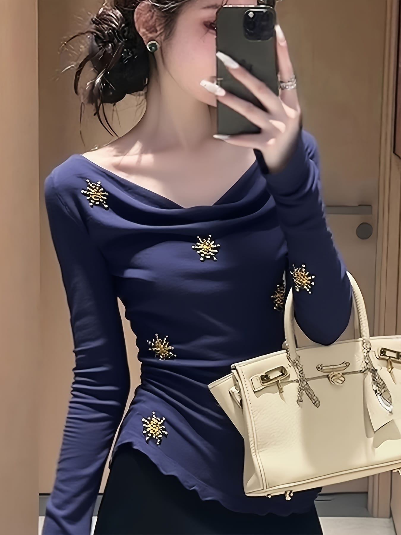 【全店30％OFF引き換え証】【晴れ晴れしいビジュー】 カットソー レディース 長袖 プルオーバー ドレープネック トップス ビジュー きつい か細い 着痩せ 細押し出し 体型押しかぶせる 無地 米国海軍 紺 春 秋 冬 20代 30代 40代 執務室 通い 寄りあい
