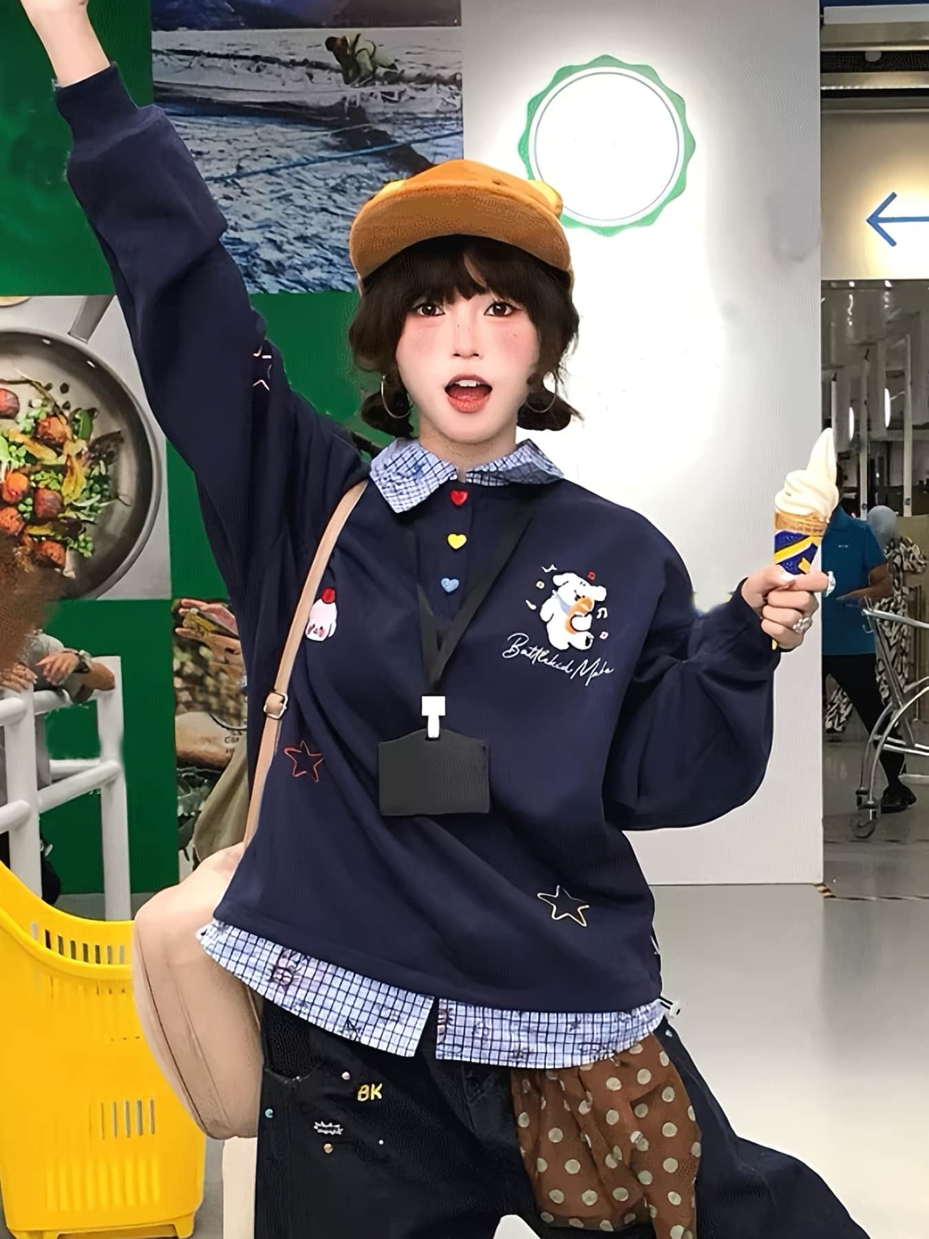 【全店通用25％OFFクーポン】【重ね着風】 トレーナー レディース スウェット プルオーバー トップス 長袖 襟付き チェック柄 刺繍 クマ ハートボタン オーバーサイズ ビッグシルエット ゆったり 体型カバー 華奢見え カジュアル 韓国ファッショ｜大森麗萱