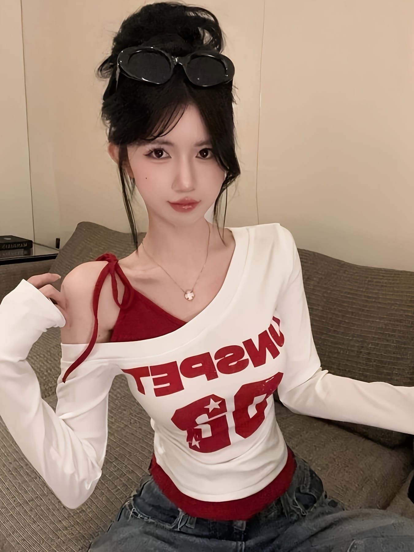 【全店30％OFF引き換え証】【花の冠yd風】プルオーバー レディース 長袖 カットソー トップス 肩出し オフショルダー フェイクレイヤード ワンショル 文字 ロゴタイプ 分科大学 色彩設計 バイ色合い きつい か細い 伸ばすこと 着痩せ 細押し出し 体型押しかぶせる セク