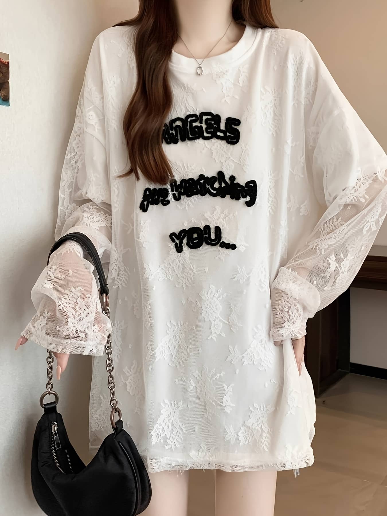 【全店30％OFF引き換え証】【花の冠yd風】 プルオーバー レディース スピード競技 カットソー トップス ティーシャツ 長袖 シアー 透け感 フェイクレイヤード 丸首 ロゴタイプ 文字 厚地の外套大きさ ゆったり 気が大きい大きさ 体型押しかぶせる 着痩せ 細押し出し 春 夏 秋