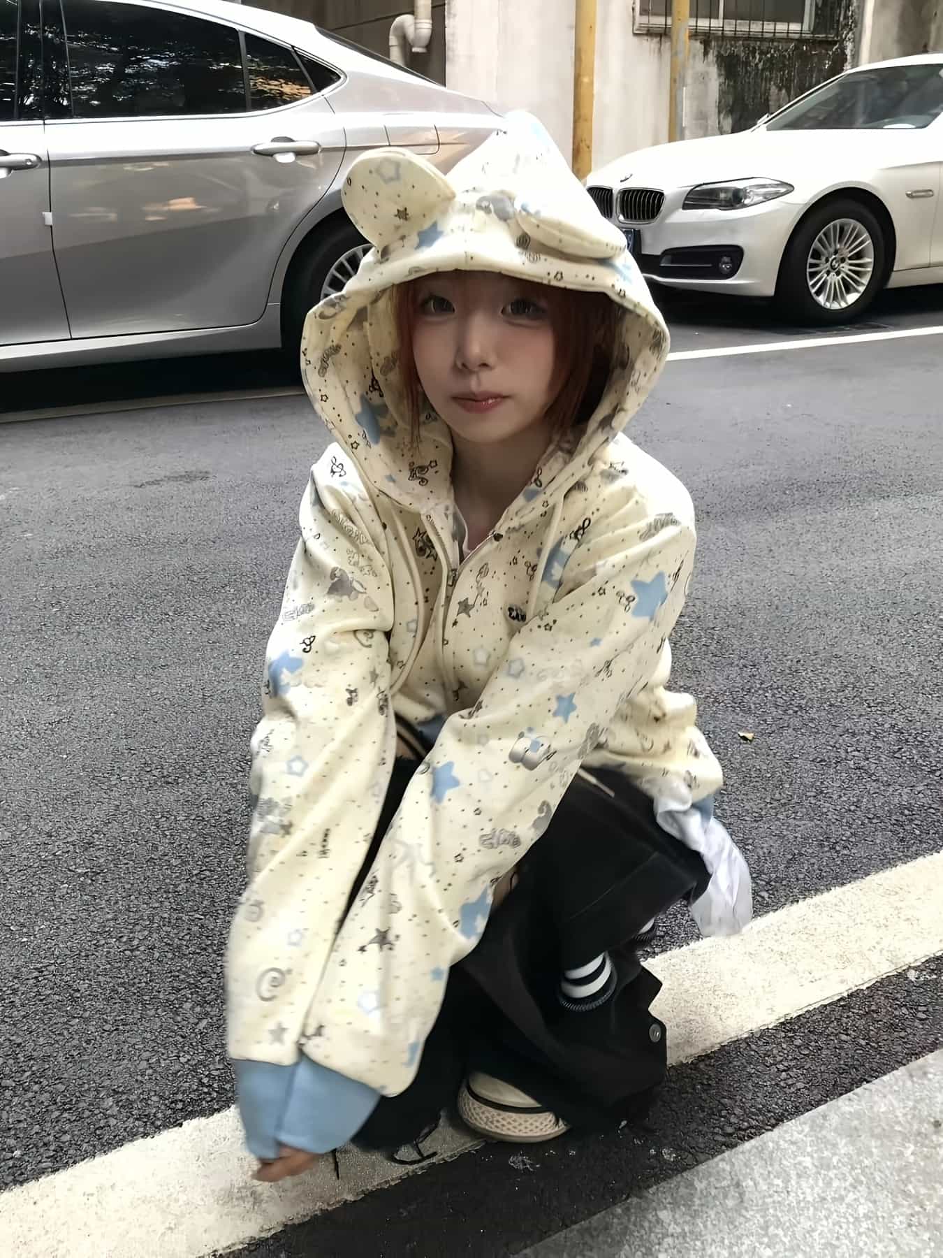 【今日このごろ制限事項、超買得30％OFFクーポン券、2度汐どき皆無】【くま耳パーカー】 ジップアップ パーカー レディース 汗水 調教師 仕掛地雷系 サブカル 大層らしい大いさ ゆったり ボンネット付き添い人 耳付き添い人 総柄 人となり 星柄 熊耳 羽織り 厚地の外套 ト