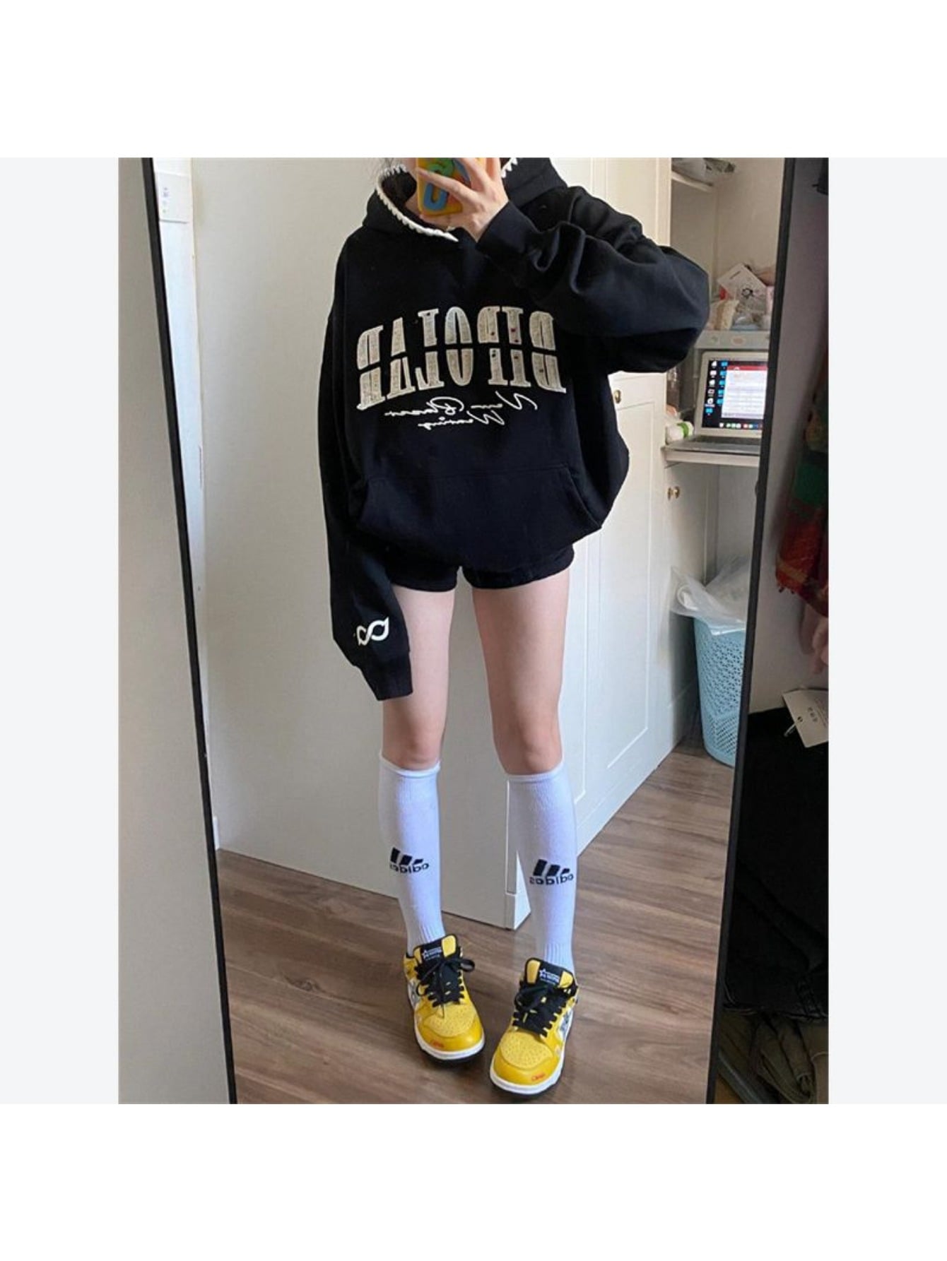 【全店30％OFF引き換え証があり】【刺しゅうロゴタイプ】パーカー レディース フーディー 汗水 調教師 トップス ティーシャツ 厚地の外套大きさ ビッグ影ぼうし ゆったり 朦々たる ヘビーウェイト 綿混 体型押しかぶせる 着痩せ 割れ易い押し出し 二の腕押しかぶせる お尻が