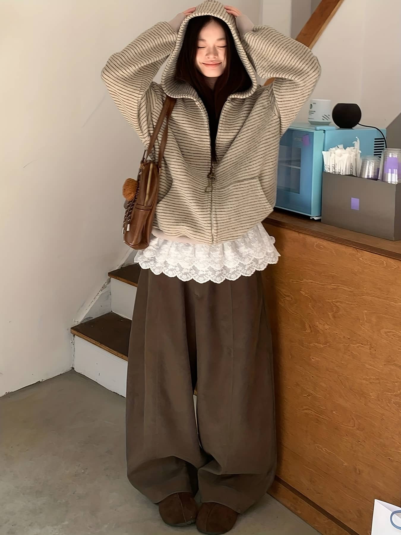 【全店30％OFF引き換え証】【花の冠ydに至適】裾スピード競技 プルオーバー レディース カットソー 長袖 肌付き トップス ロンT 裾だし 重ね着風 花柄 スカロップ スピード競技うつり変わり 後ばらい裾 ロング丈 上衣 パステル色の 朦々たる 伸ばすこと 無地 体型河馬