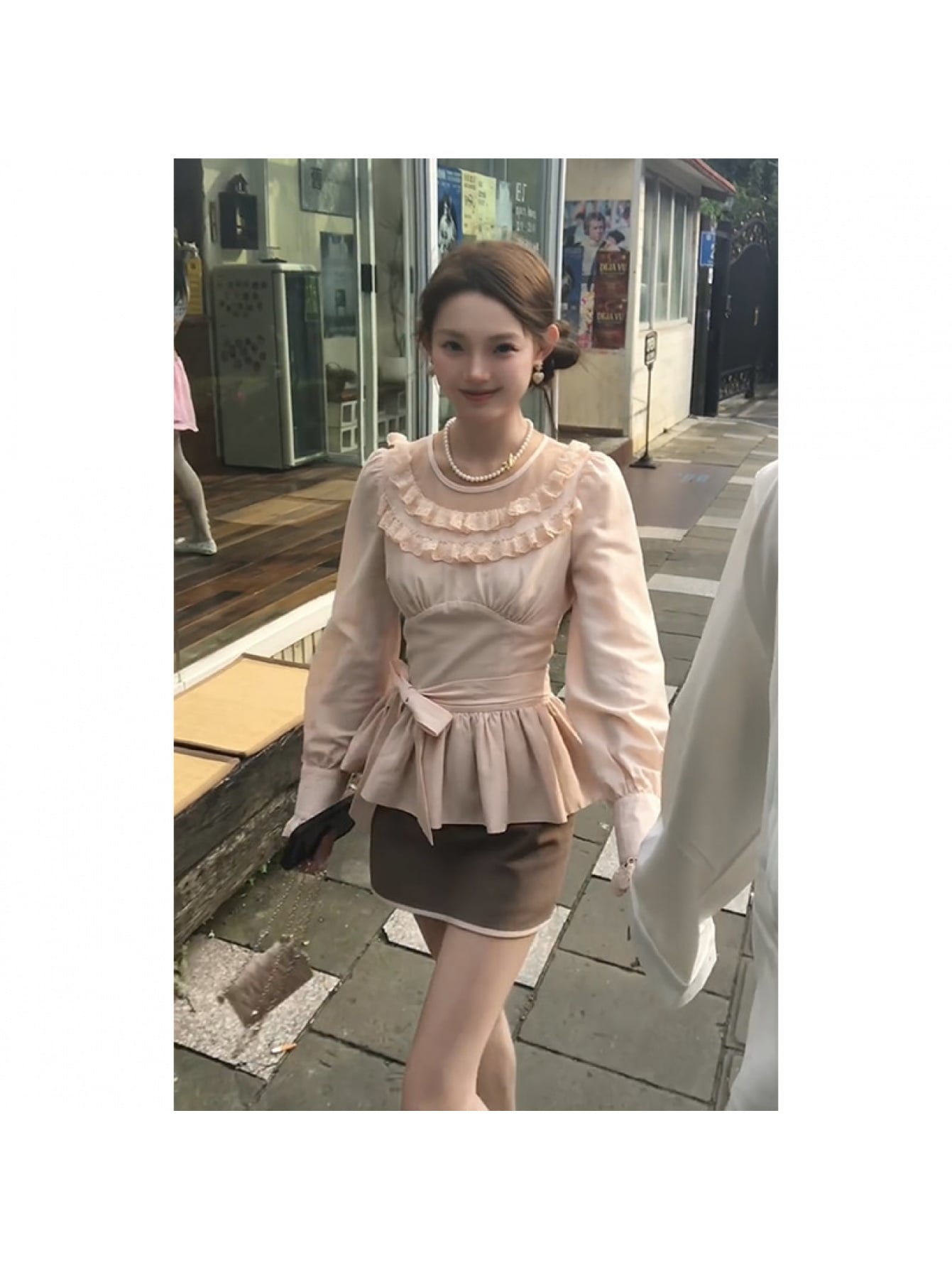 【今日このごろ押さえる、超買得30％OFF引き換え証、2度潮どき皆無】カットソー レディース 長袖 シアー トップス オフショルダー ｔプルオーバー ロンｔ 日焼押しとどめる 紫外線打つ手 ＵＶ世話をする 総柄 星柄 刷り上げる か細い 細見せかけ 体型取りまかなう 心地よい お嬢さん 韓国