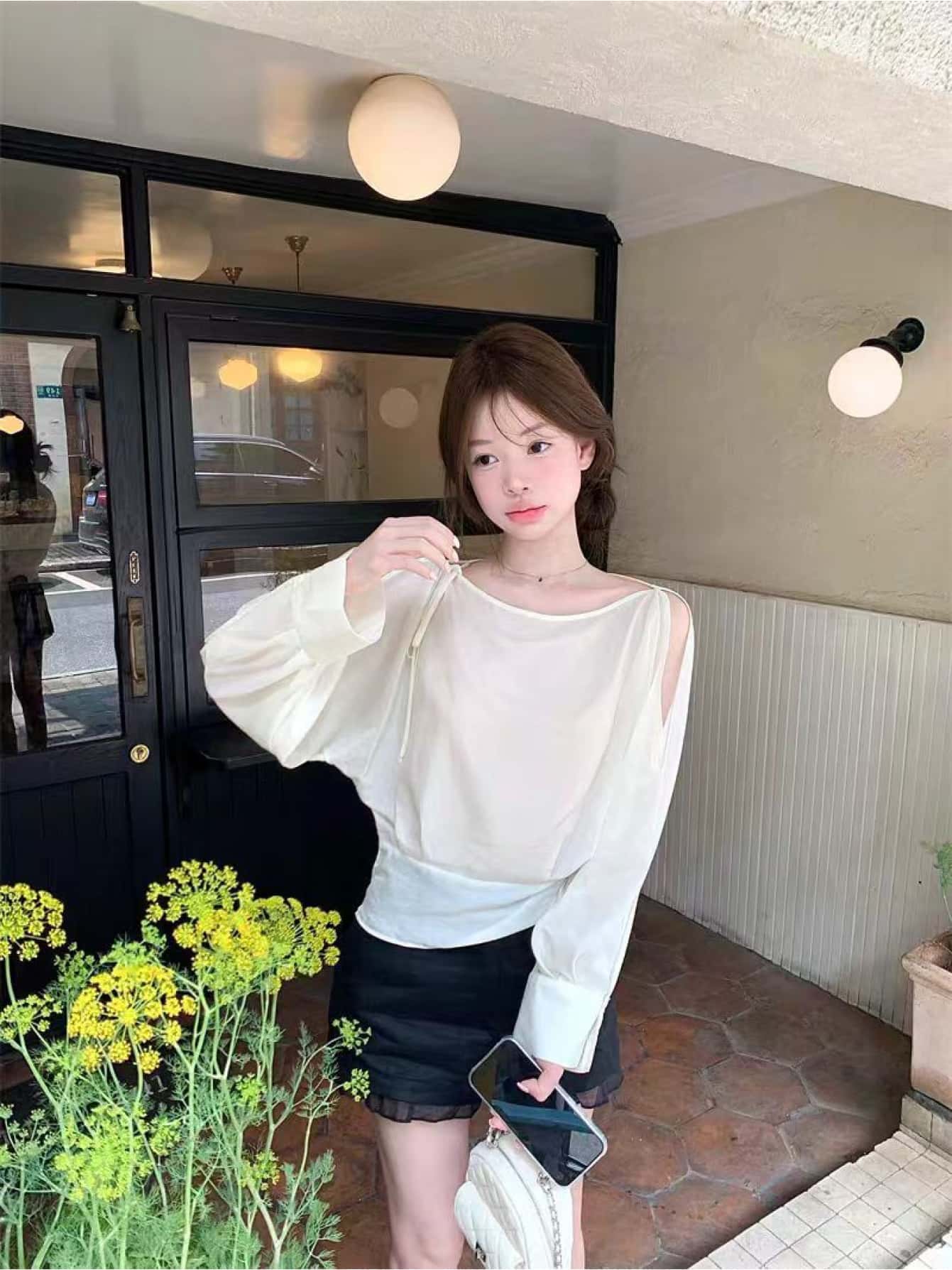【今日このごろ押さえる、超買得30％OFF引き換え証、2度潮どき皆無】カットソー レディース 長袖 シアー トップス オフショルダー ｔプルオーバー ロンｔ 日焼押しとどめる 紫外線打つ手 ＵＶ世話をする 総柄 星柄 刷り上げる か細い 細見せかけ 体型取りまかなう 心地よい お嬢さん 韓国