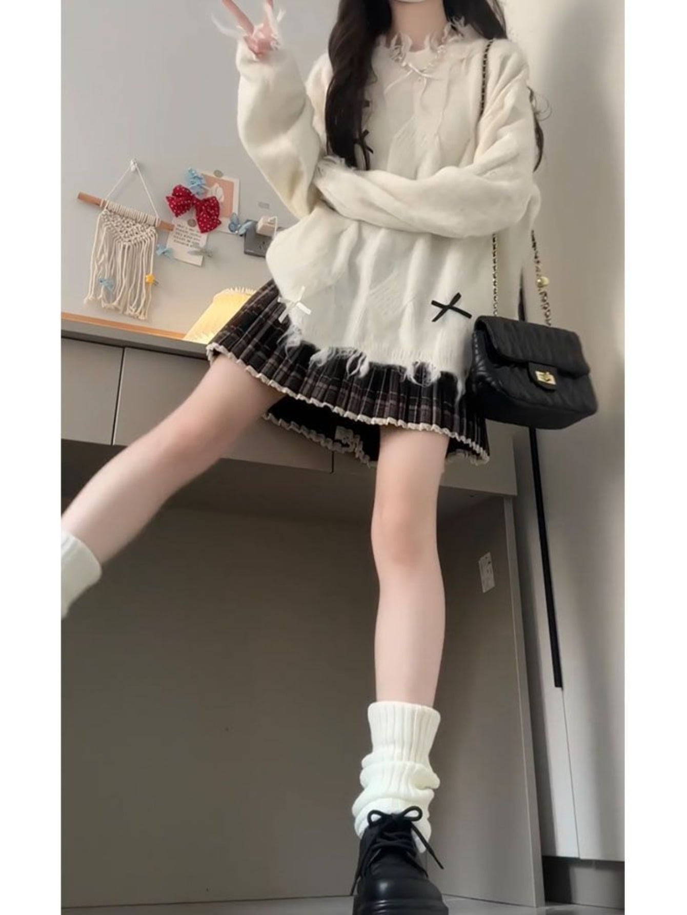 【今日このごろ制限事項、超買得30％OFF引き換え証、2度潮合い皆無】編み物 セットアップ レディース 2点仕掛ける 春 秋 冬 スウェーター 筋目スコート ミニスカート 上下仕掛ける コーデセット ゆる編み物 不都合産業 フリンジ 韓国 流行り物 成年者好いたらしい
