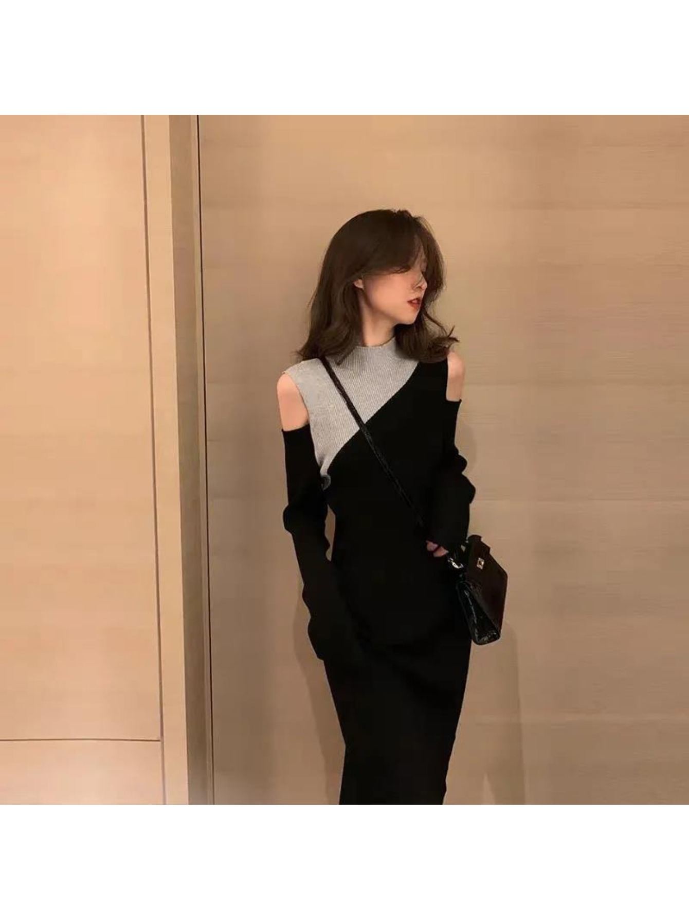 【全店30％OFF引き換え証】【肩出し】 編み物衣装 レディース 秋冬 肩あき 明けっ広げ肩部 カットアウト バイ色合い 色彩設計 うつり変わり ハイネック モックネック きつい か細い ロング衣装 ミモレ丈 リブニット 伸縮性 着痩せ 細見え