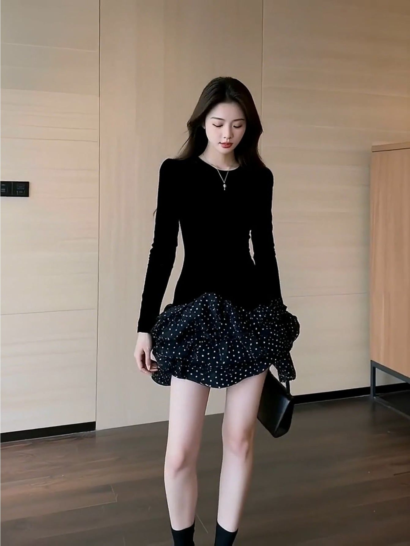 【全店30％OFF引き換え証】【天鵞絨うつり変わり】 衣装 レディース 長袖 点点柄 ミニ衣装 軽気球スコート 水玉 労働者の一団のど首 異原料品 膝上丈 遊撃手丈 上衣 A生産ライン 体型押しかぶせる 着痩せ 細押し出し 酉の方角目じるし 脚長 美脚 20代