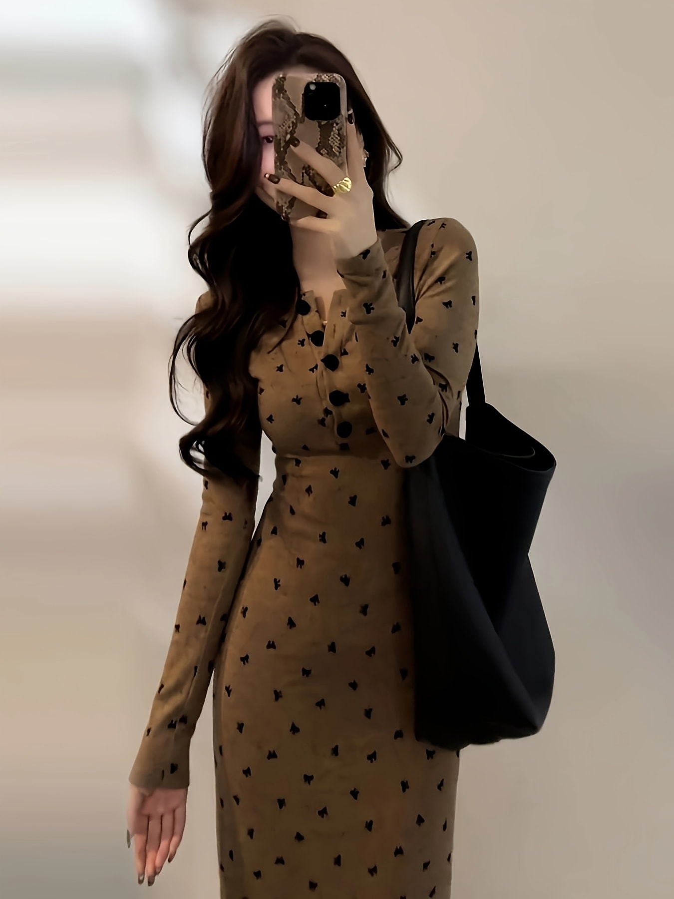 【全店30％OFF引き換え証】衣装 ロング レディース 長袖 ヘンリーのど首 名取り草付き添い人 きつい 総柄 か細い 着痩せ 細押し出し Ｉ生産ライン ミモレ丈 ワンピ 膝下 伸縮性 伸ばすこと たわい無い くびれ目だたす 体型押しかぶせる 成年者好いたらしい 好いたらしいめ 女子らしい