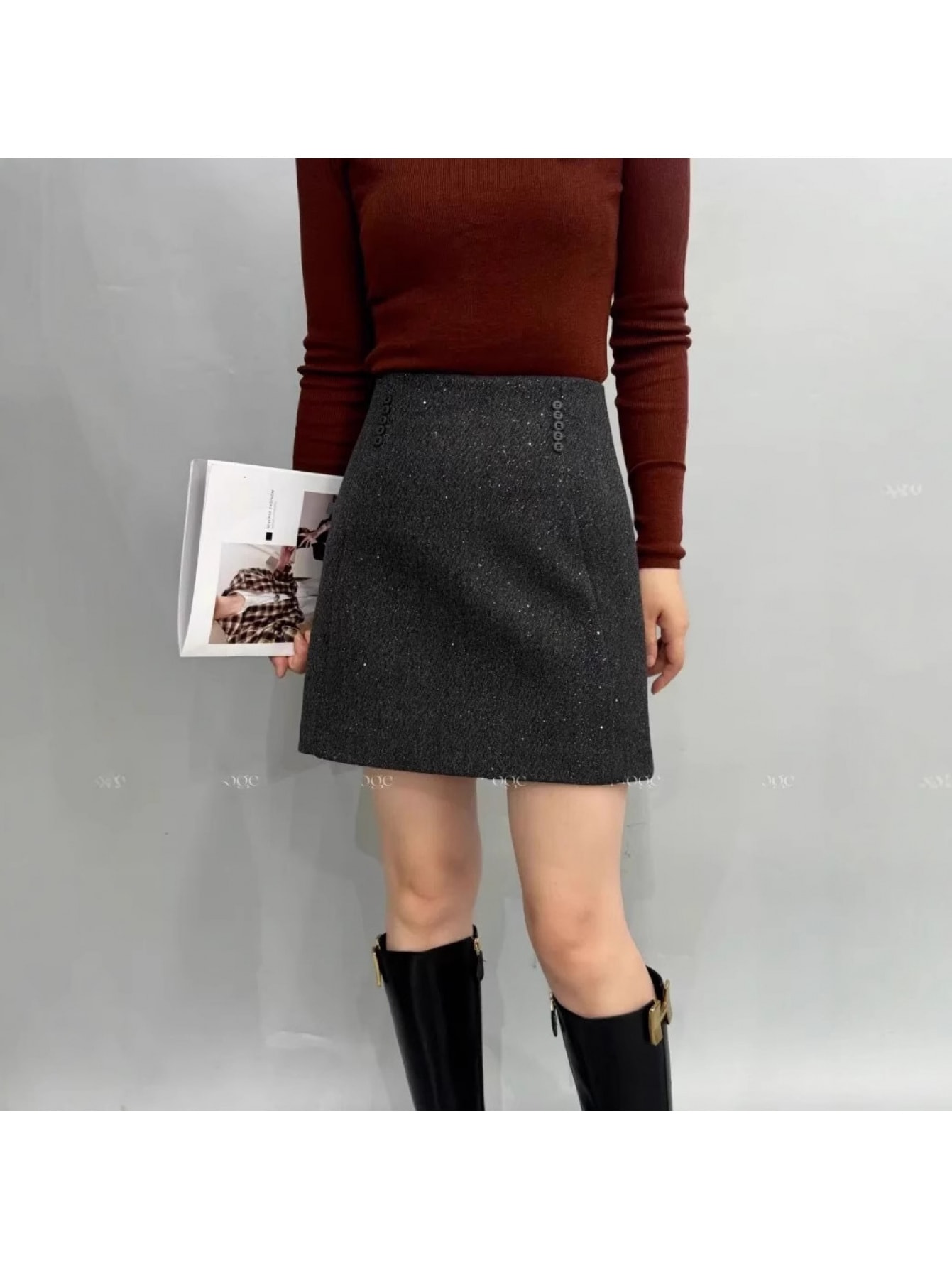 【全店30％OFF引き換え証】【ラメ入り口・入口】ミニスカート レディース 台形スコート Ａ生産ライン 御機嫌酉の方角 キラキラ グリッター 飾りつけ名取り草 ボトムス 膝上 遊撃手 秋冬 ツィード風 ウールライク 朦々たる 着痩せ 脚長 美脚 体型押しかぶせる 韓国流行り物