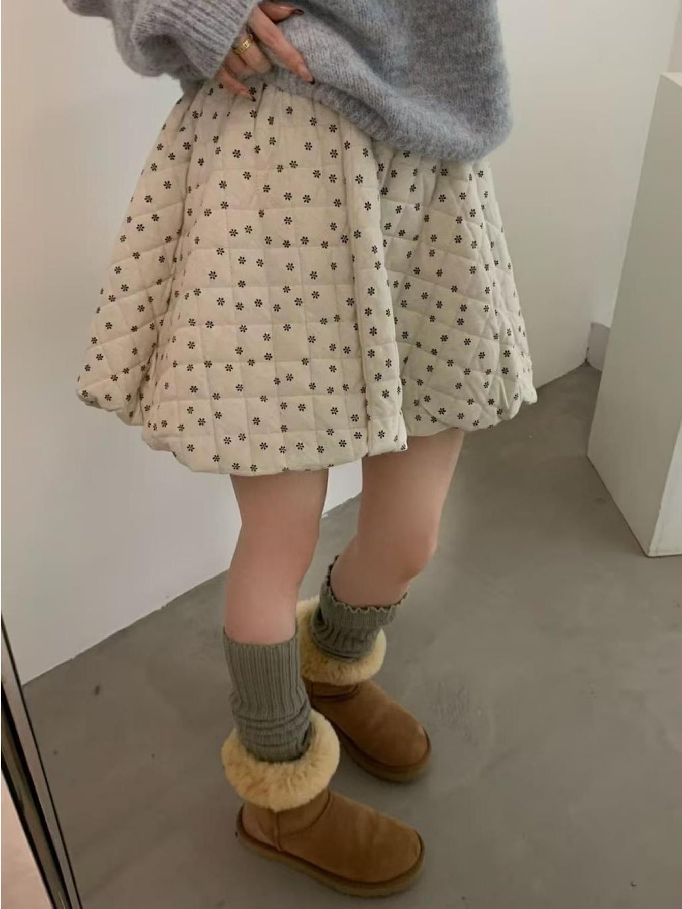 【全店30％OFF引き換え証】キルティングスコート レディース ミニスカート 小花柄 軽気球スコート 中綿 金剛石柄 膝上 A生産ライン ボトムス 生あたたかい 防寒 保温 体型押しかぶせる 着痩せ 脚長 美脚 酉の方角天然ゴム たわい無い ふんわり 成年者好いたらしい 心地よい